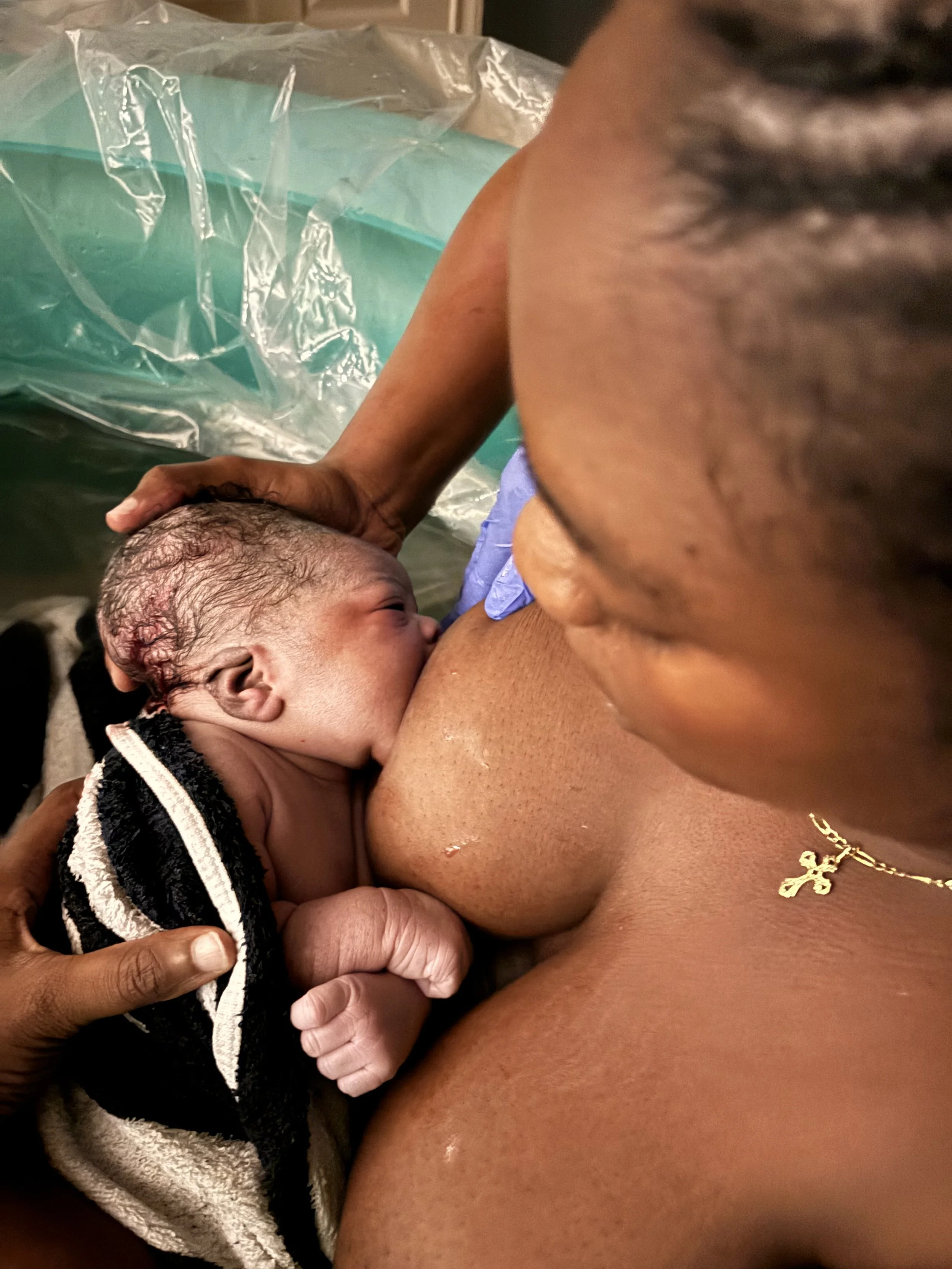 black woman water birth homebirth in Houston tx