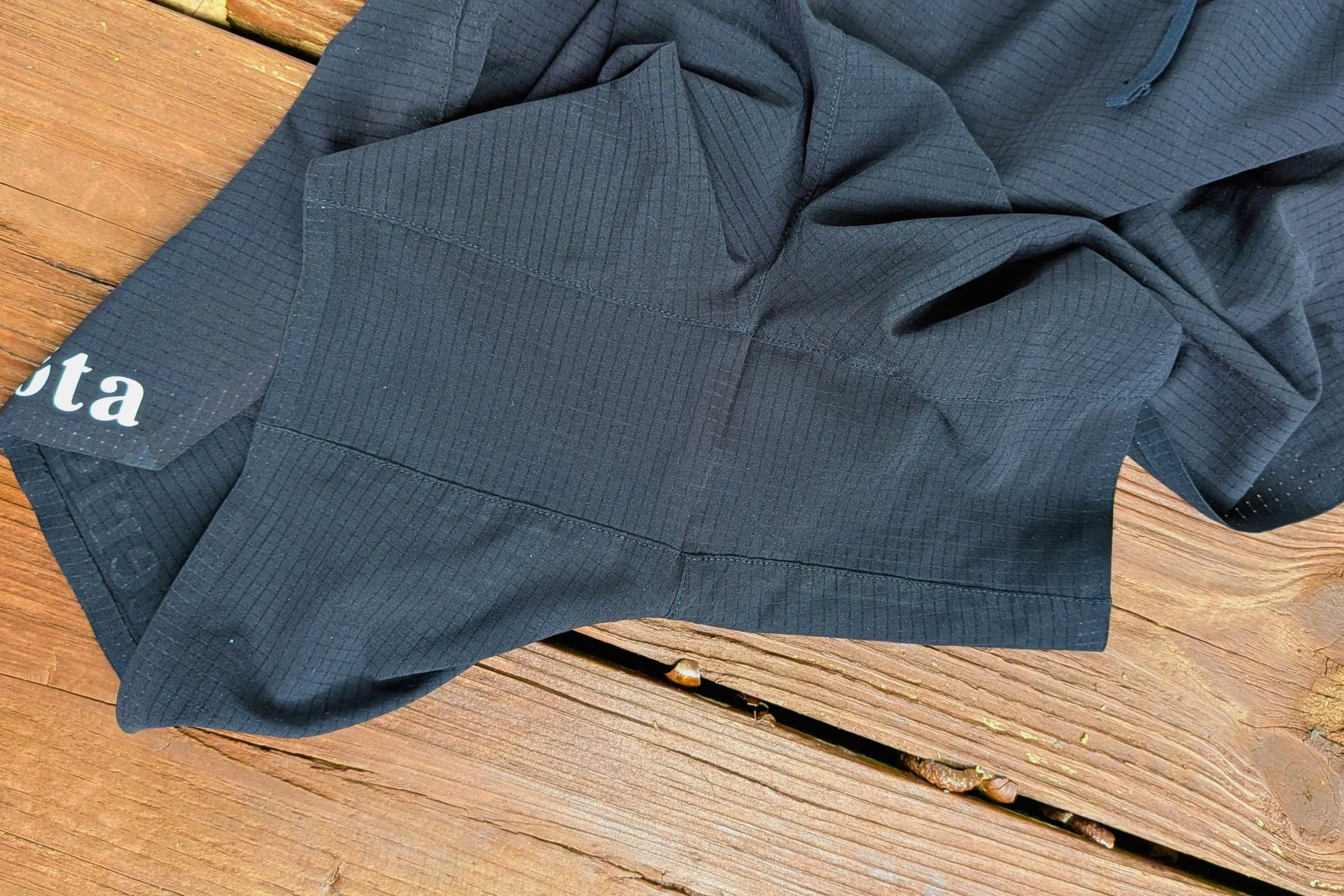 Product detail view showcasing Terignota Sendero Shorts.