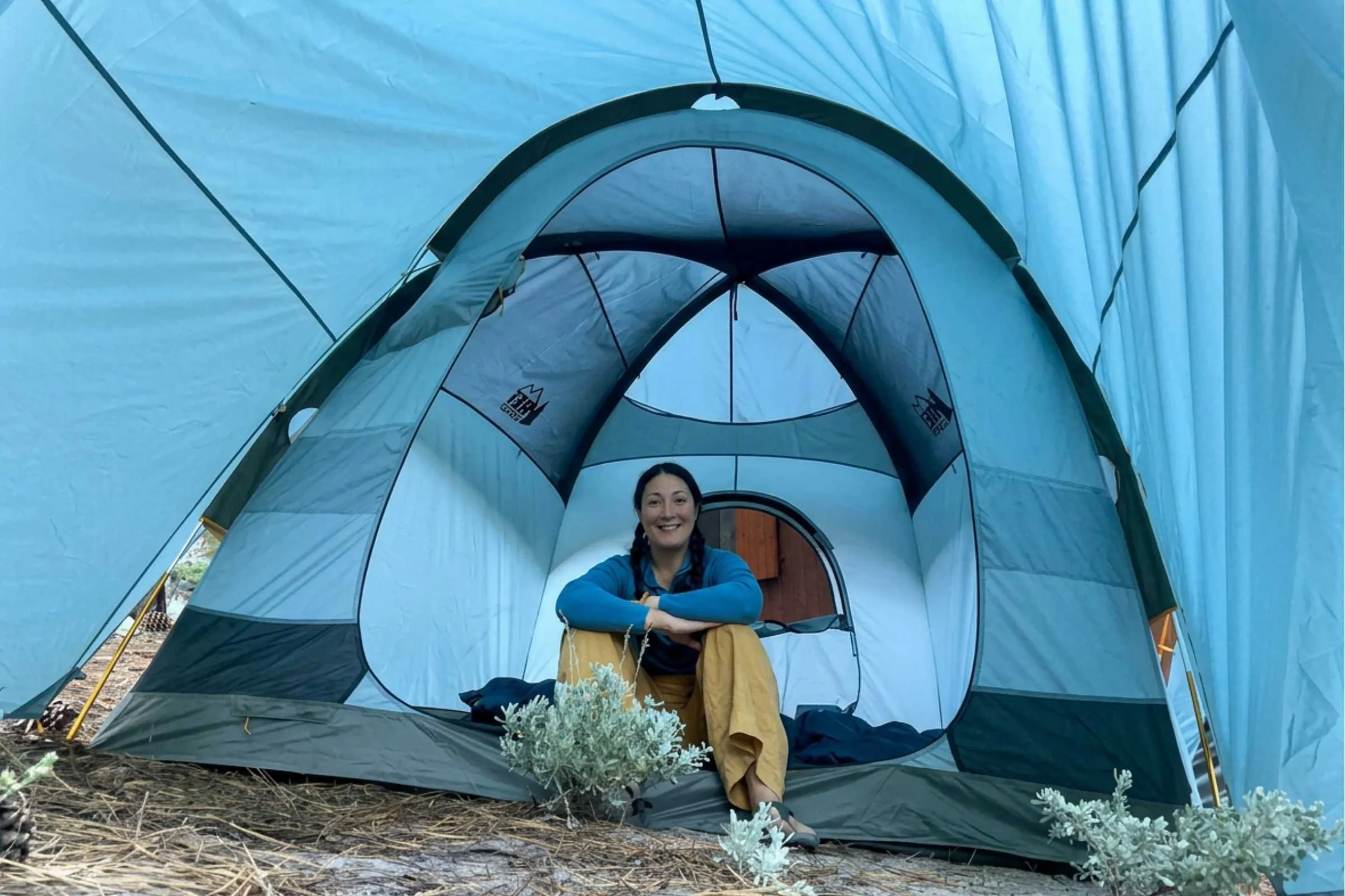 REI Co-op Westward 6 Tent vestibule view