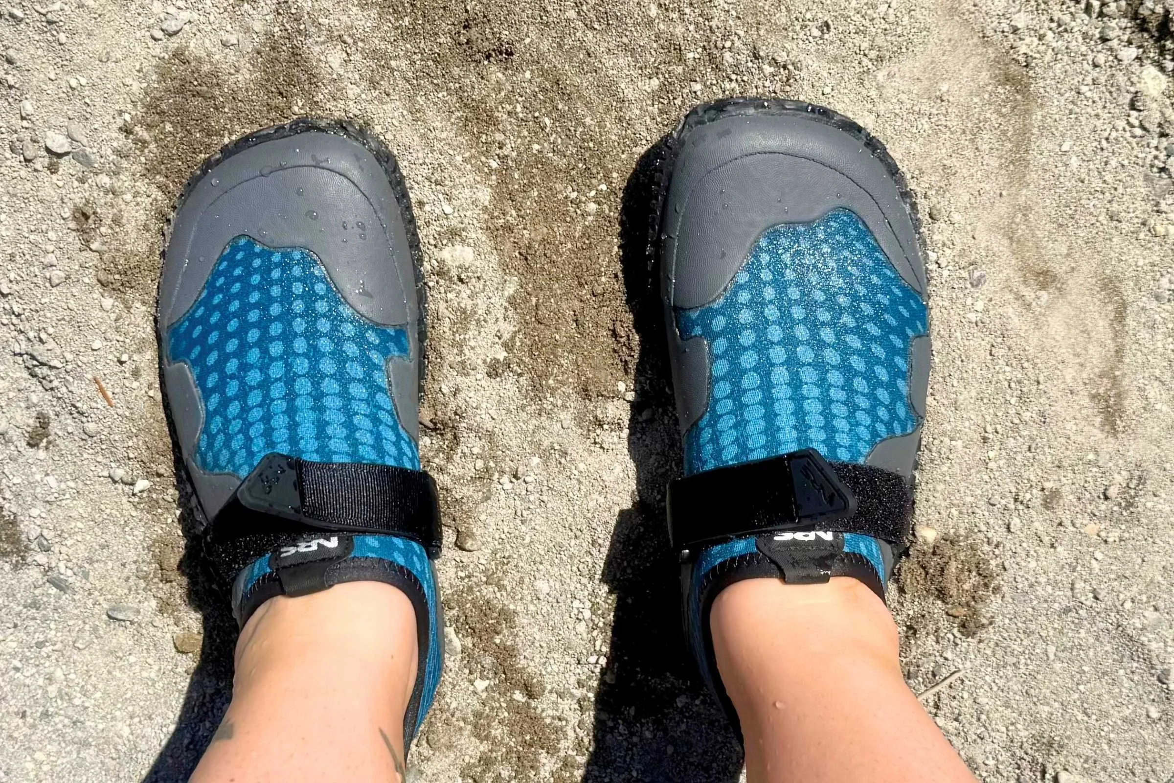 Designed to drain efficiently while still trapping warmth in cold water. Photo by Ebony Roberts