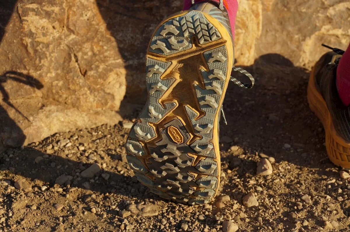 trail running shoes vs approach shoes