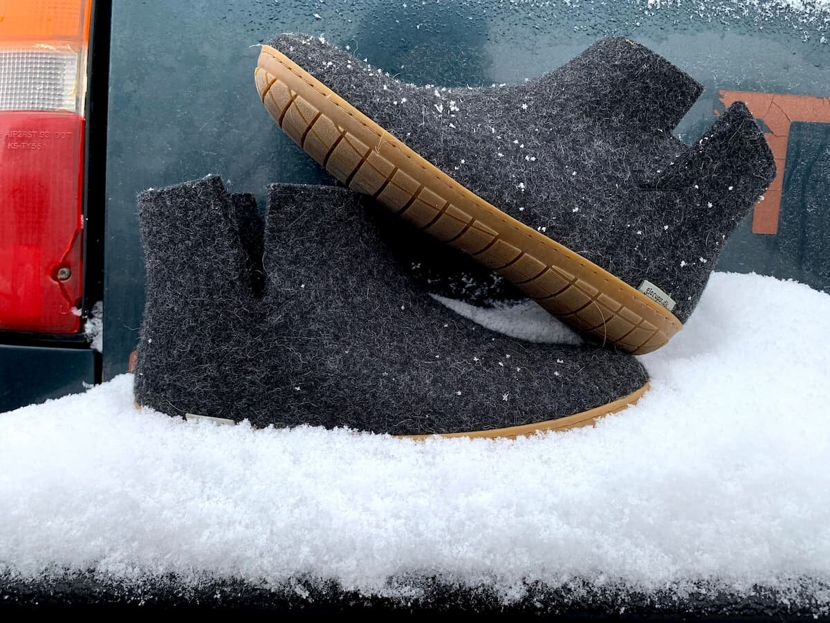 winter slide on shoes