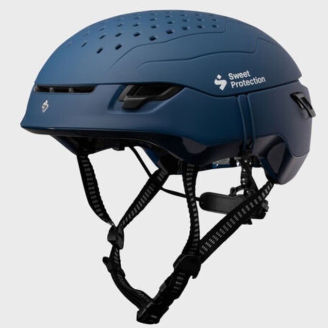 The Best Ski and Snowboard Helmets of 2022 — Treeline Review