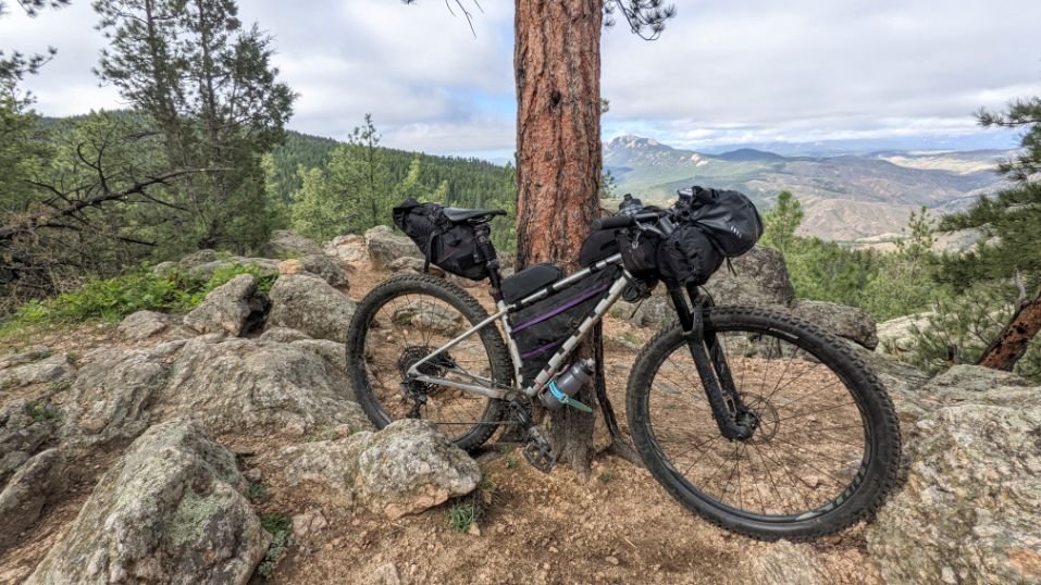 colorado-trail-bikepacking-with-a-view.jpg