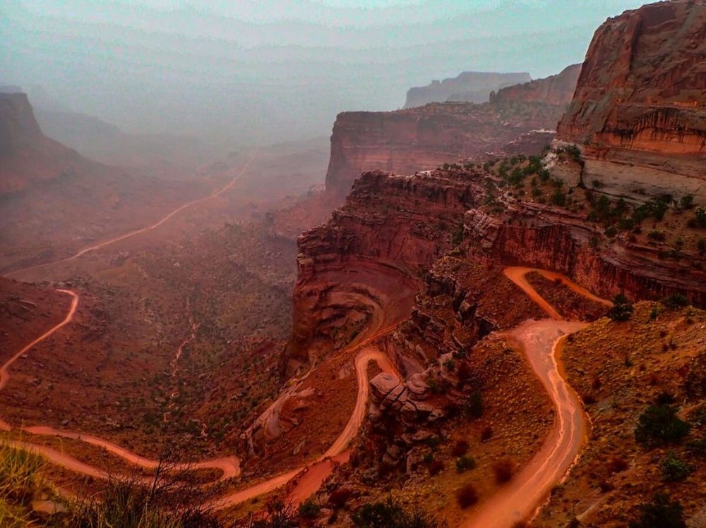 white-rim-road-canyonlands.jpg
