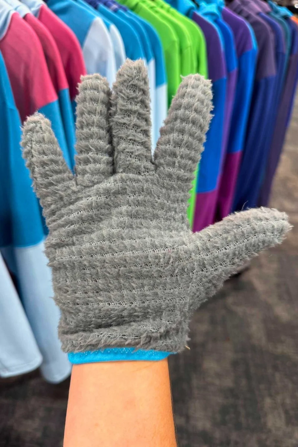   This Sambob Alpha glove prototype was a strong contender for “thing Shawnté most wanted to steal from a booth,” only to be topped by the CNOC Thru Bottle.  