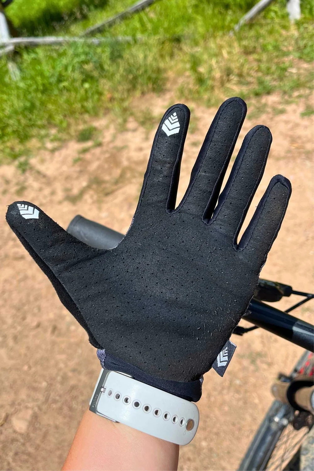 best wand vibratir The Search for the Ultimate Gravel Riding Gloves main image 0