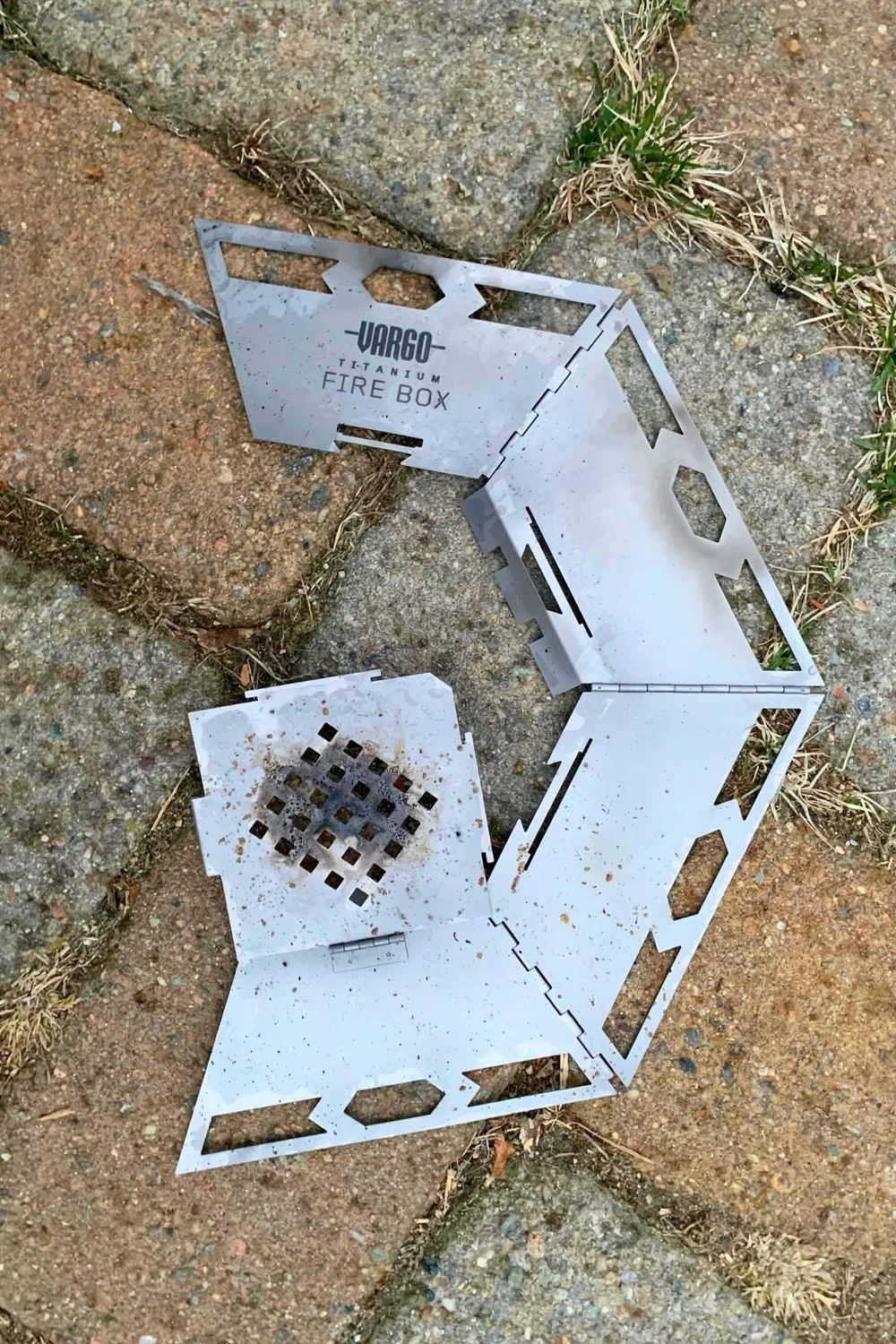 Folding Stainless Steel Campfire Grill – A Cajun Market