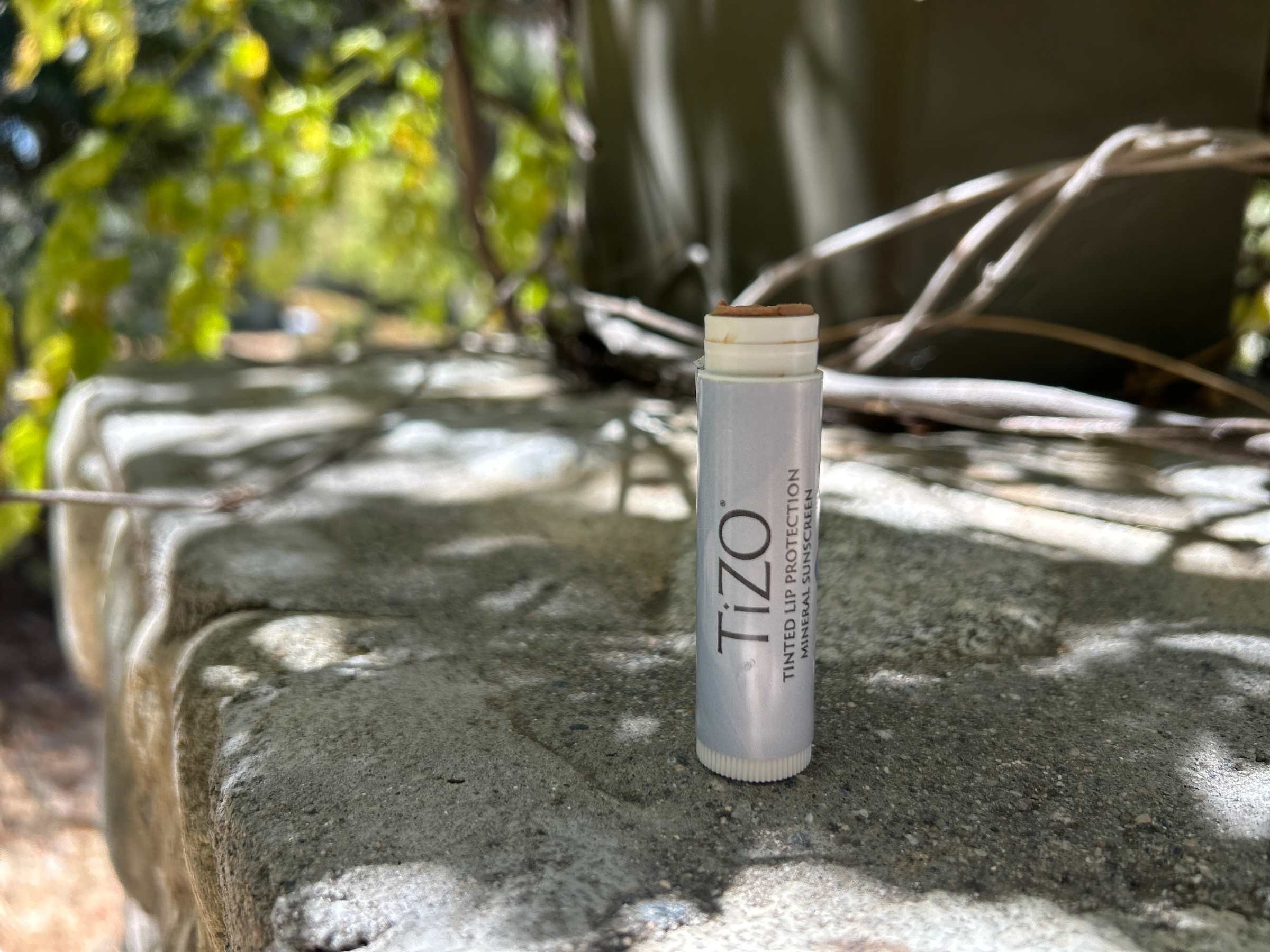 tizo-mineral-tinter-spf-lip-balm.jpg