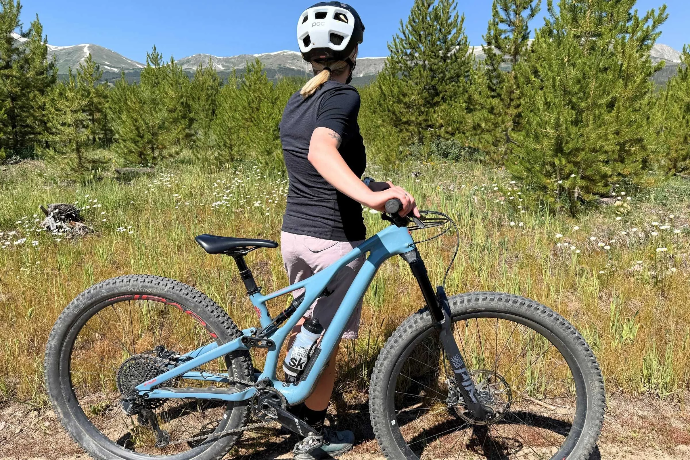 The Salida jersey has a mesh back panel that adds breathability . Photo by Jon Stockwell.