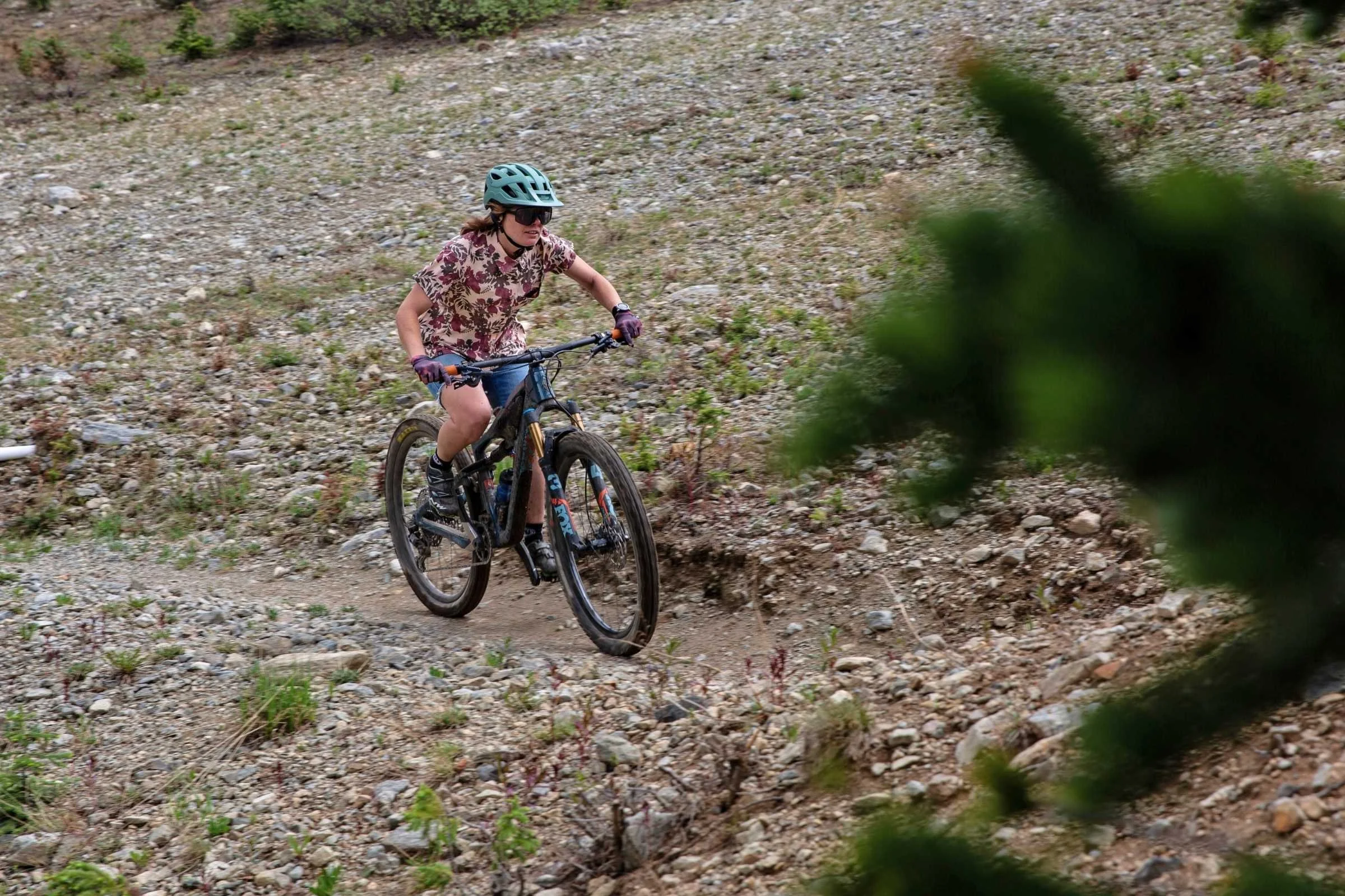 We love the airy, breathable, and stretchy fabric of the Flylow Phoenix jersey. Photo by Tom Callaghan.