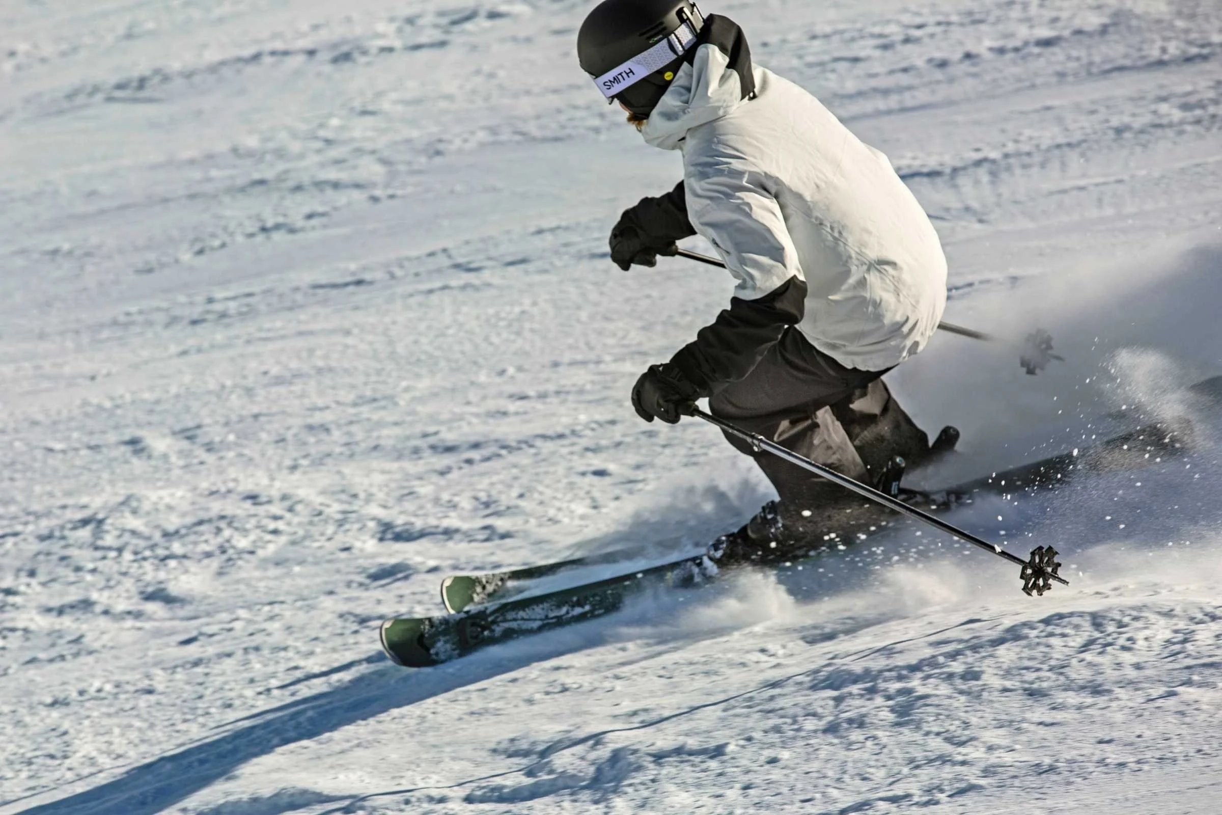   The Rossignol Arcade 88 is an excellent ski for beginner-intermediates who want a carving-oriented ski to progress on.   Photo by Tom Callaghan.  