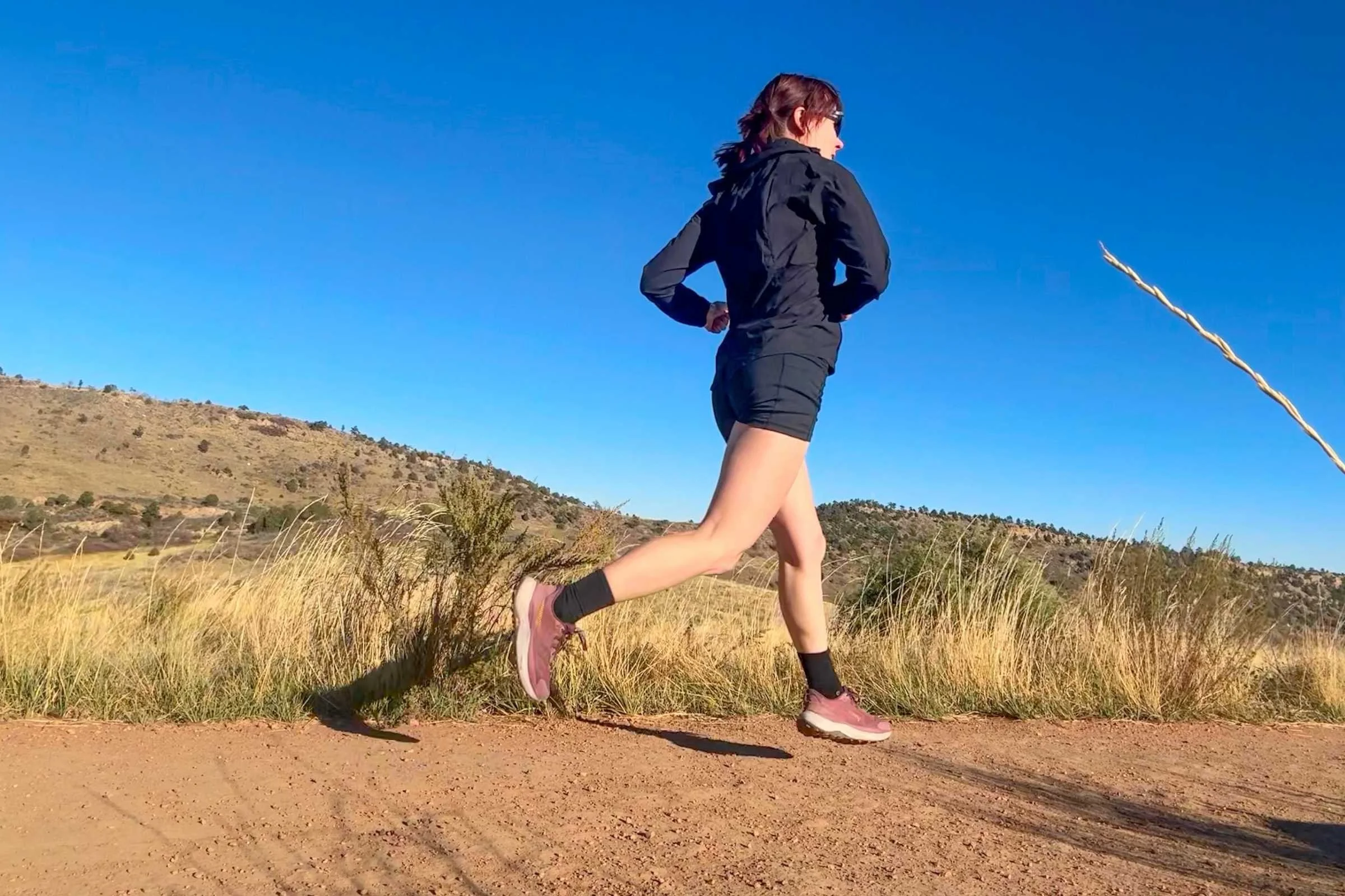 brooks-running-jacket-action.jpg