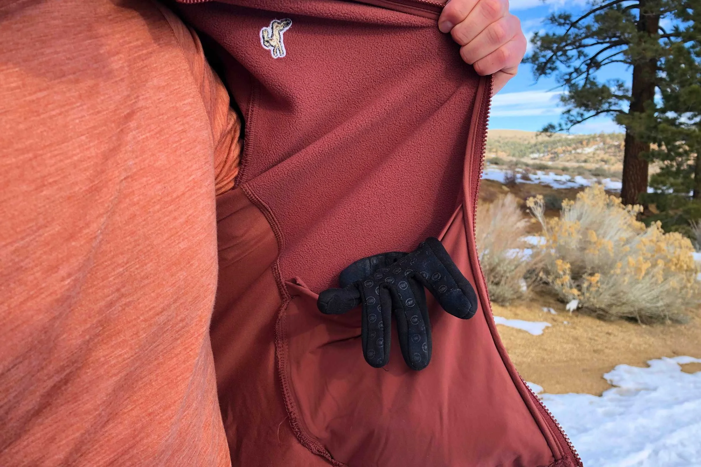   Classic internal open pockets on the Franklin Fleece. Good for low-weight items like gloves and a warm hat.  &nbsp; Photo by Sasha Hashemipour  