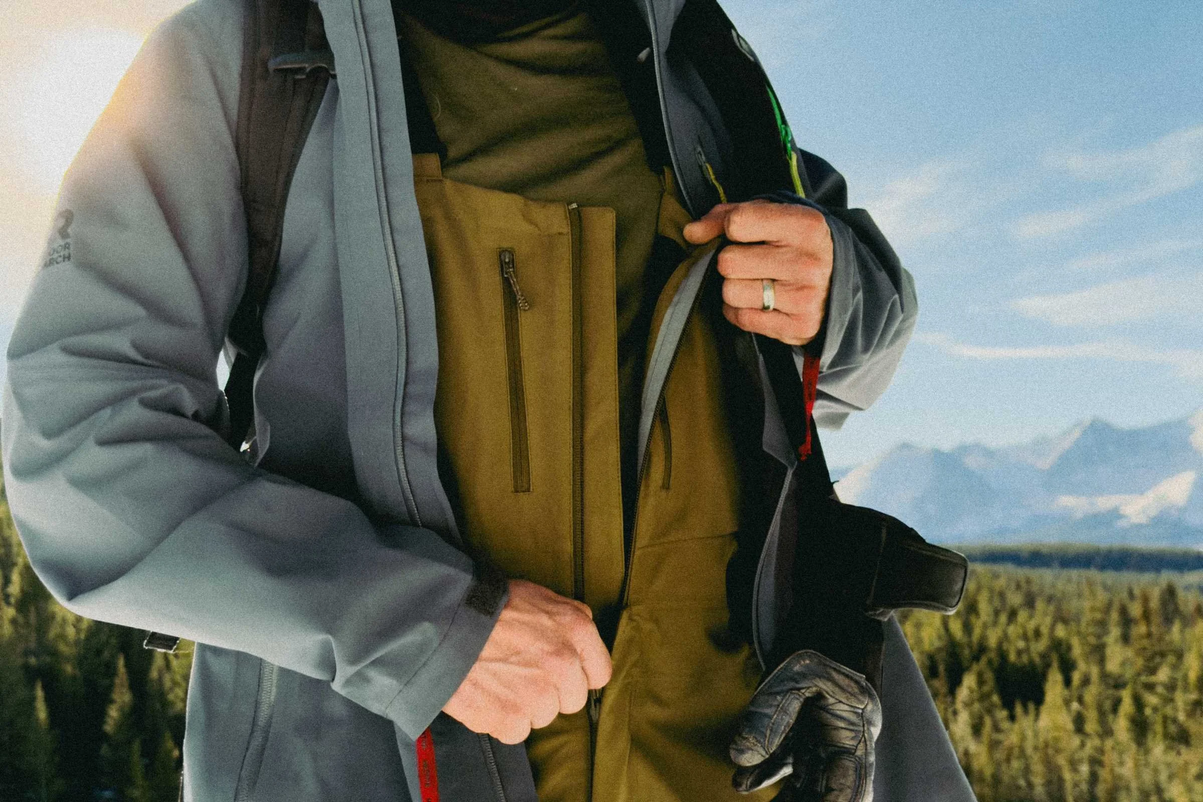   There Cloudchaser jacket integrates with the Cloudchaser bibs.   Photo credit: Jacob Callaghan  