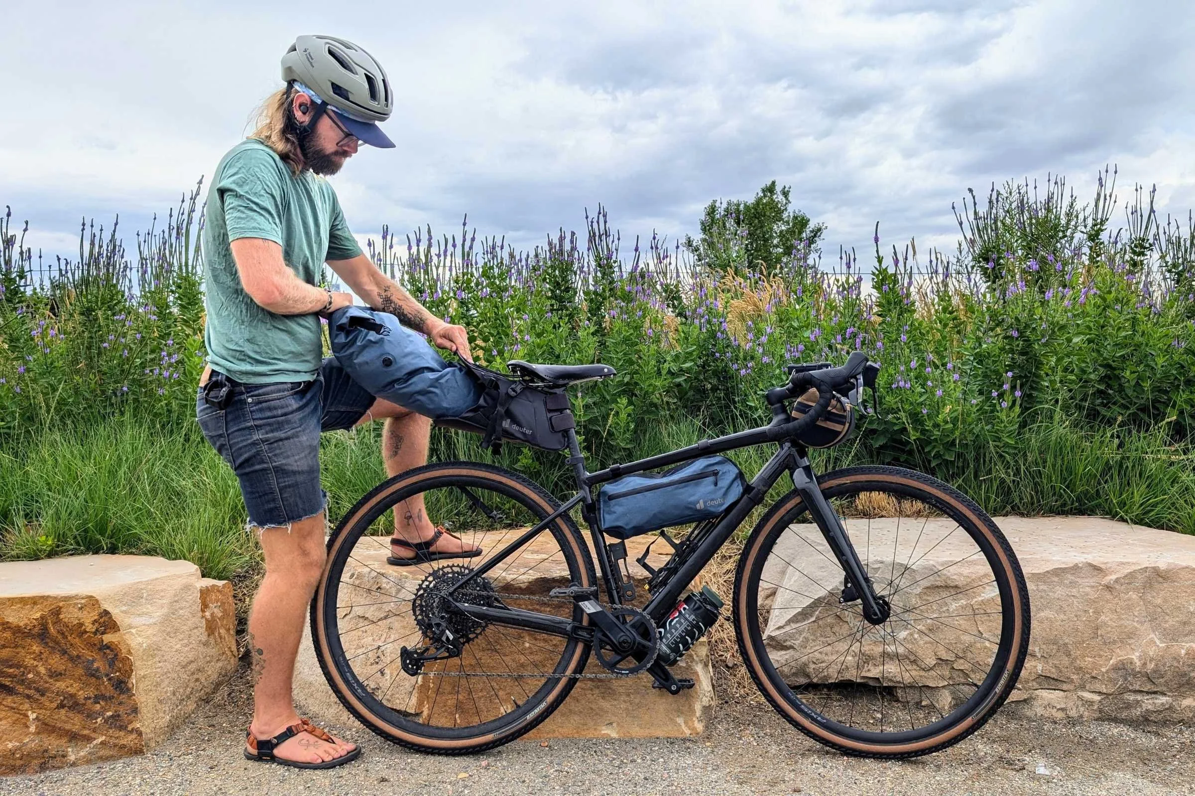  The stuff sack makes packing this bag a breeze  