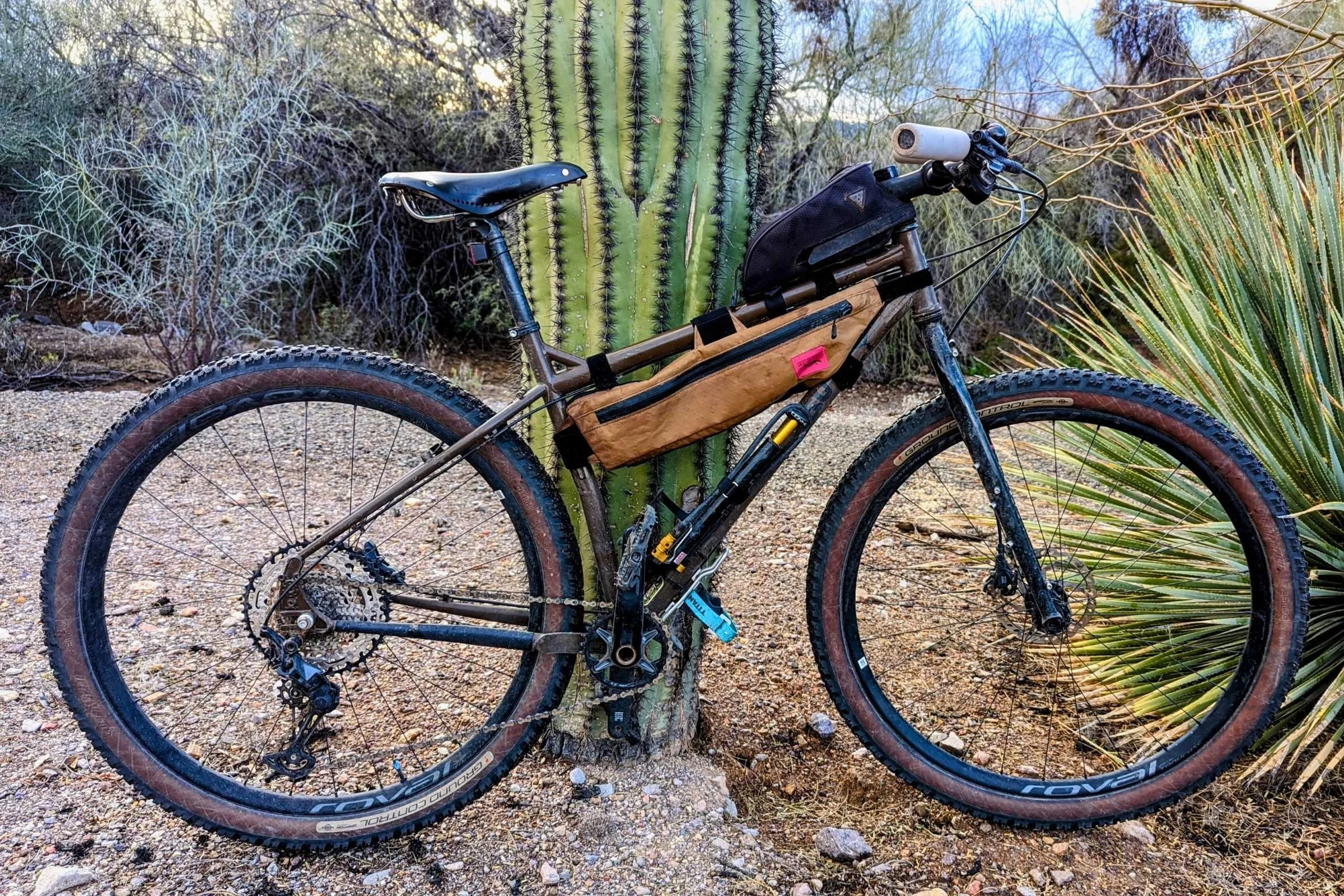   Swift also reinforces the velcro straps on this half frame bag to stiffen the hold on your frame in key locations, which proved useful on our Arizona bikepacking trip.  