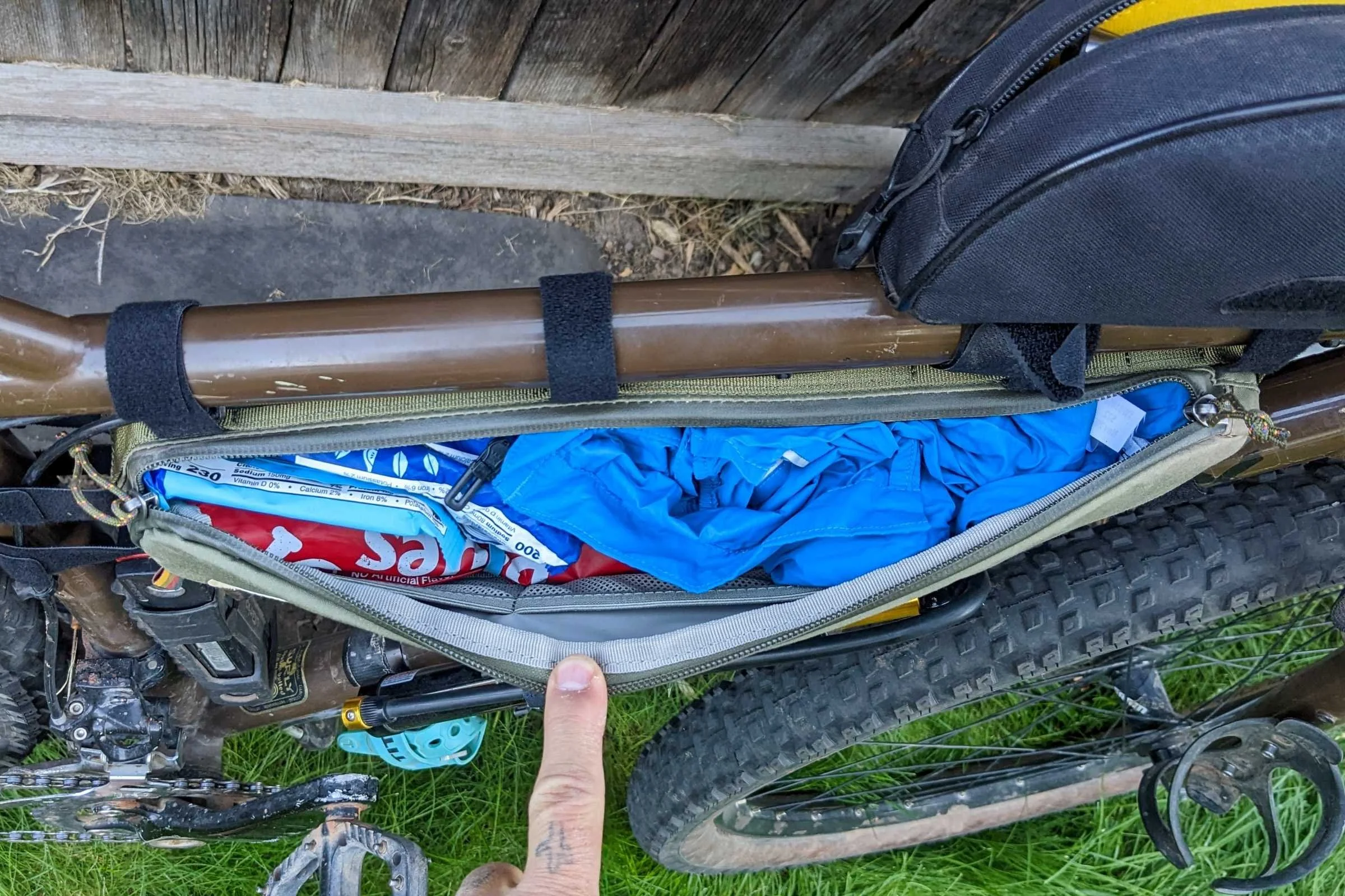   The Specialized-Fjallraven half frame bag was the easiest to open while riding the bike since you can adjust the zipper.  