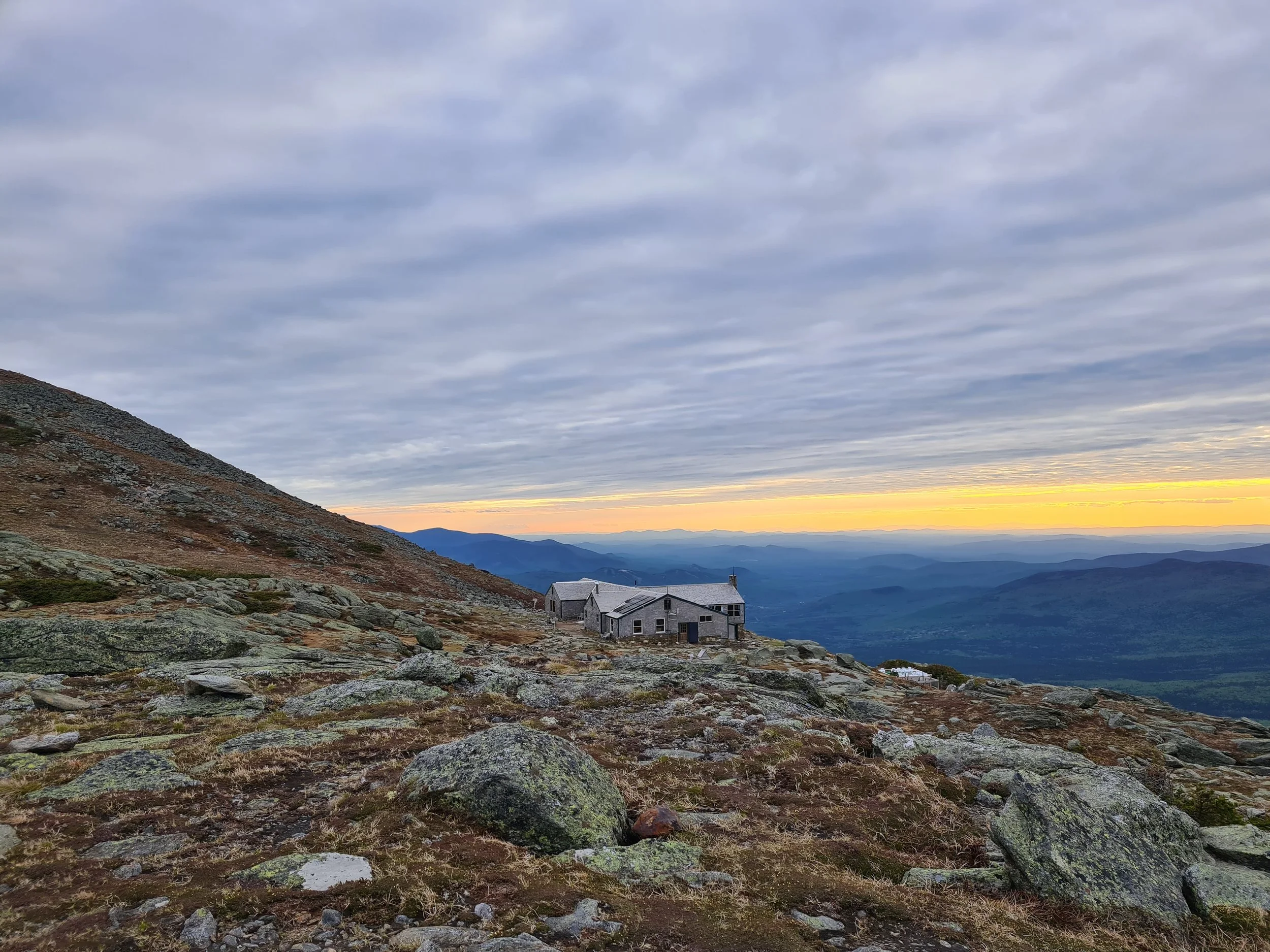  Lake of the Clouds hut at sunset. 
