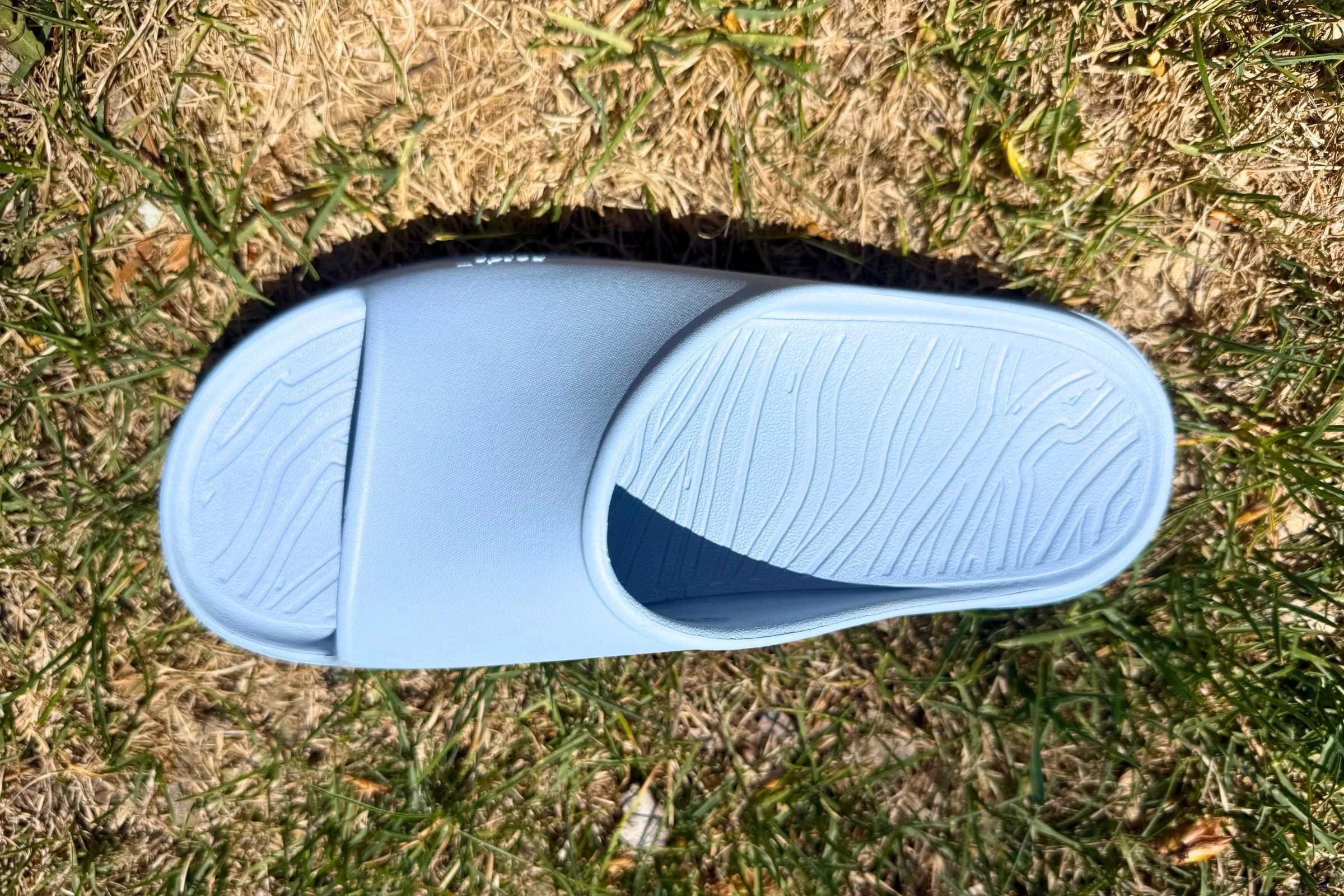   Top view of norda 008 recovery slide showing footbed and upper design  