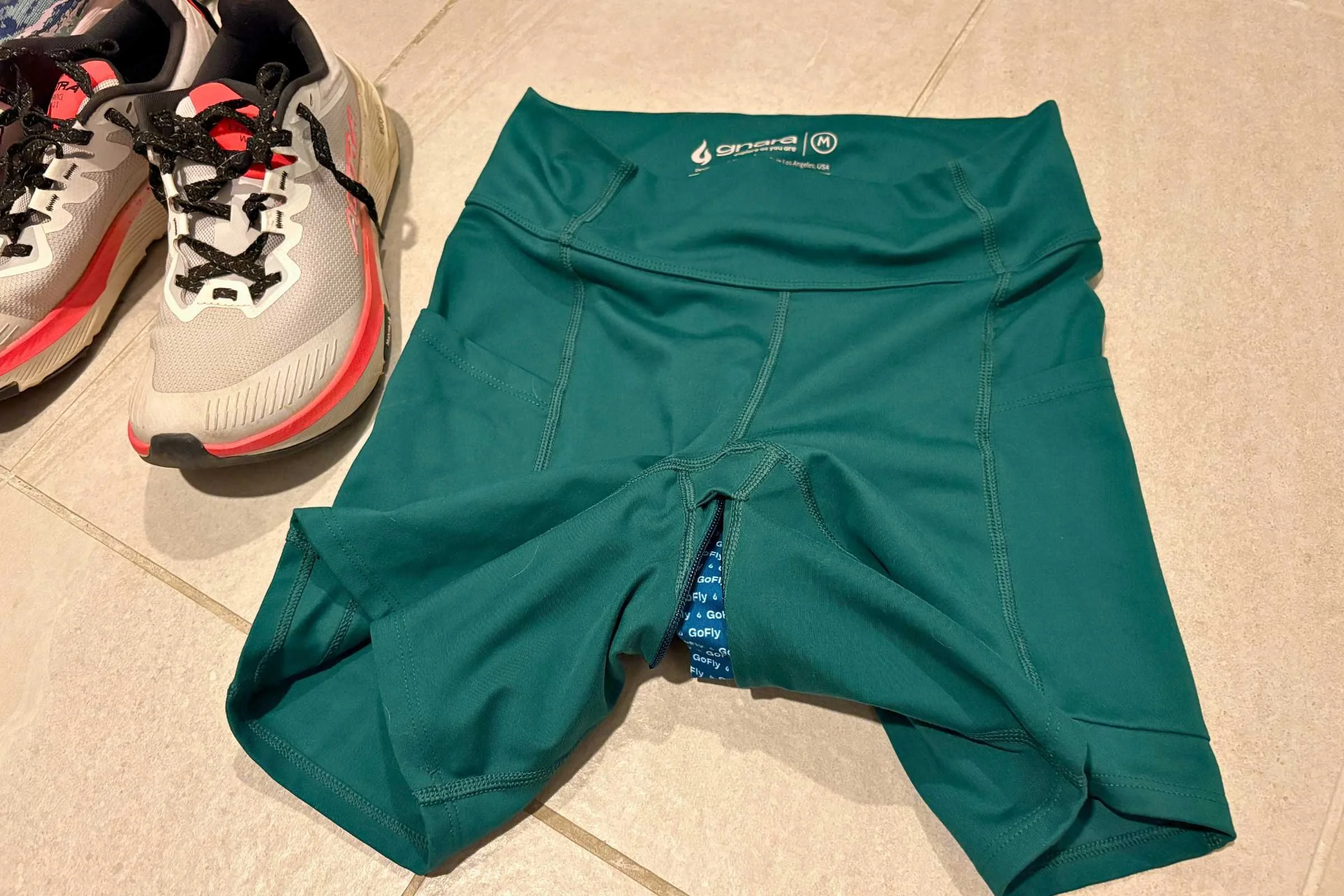   Gnara Go Free 6-inch compressive shorts  