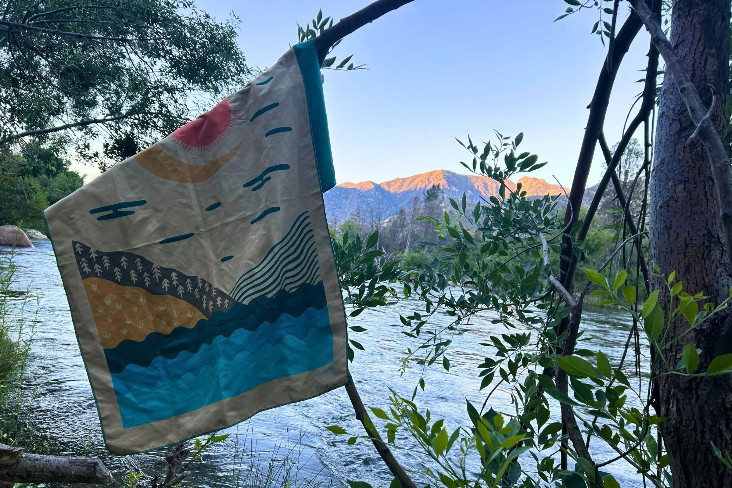   The PackTowl Personal has beautiful designs to personalize your towel and reflect the beautiful places where you take it.  