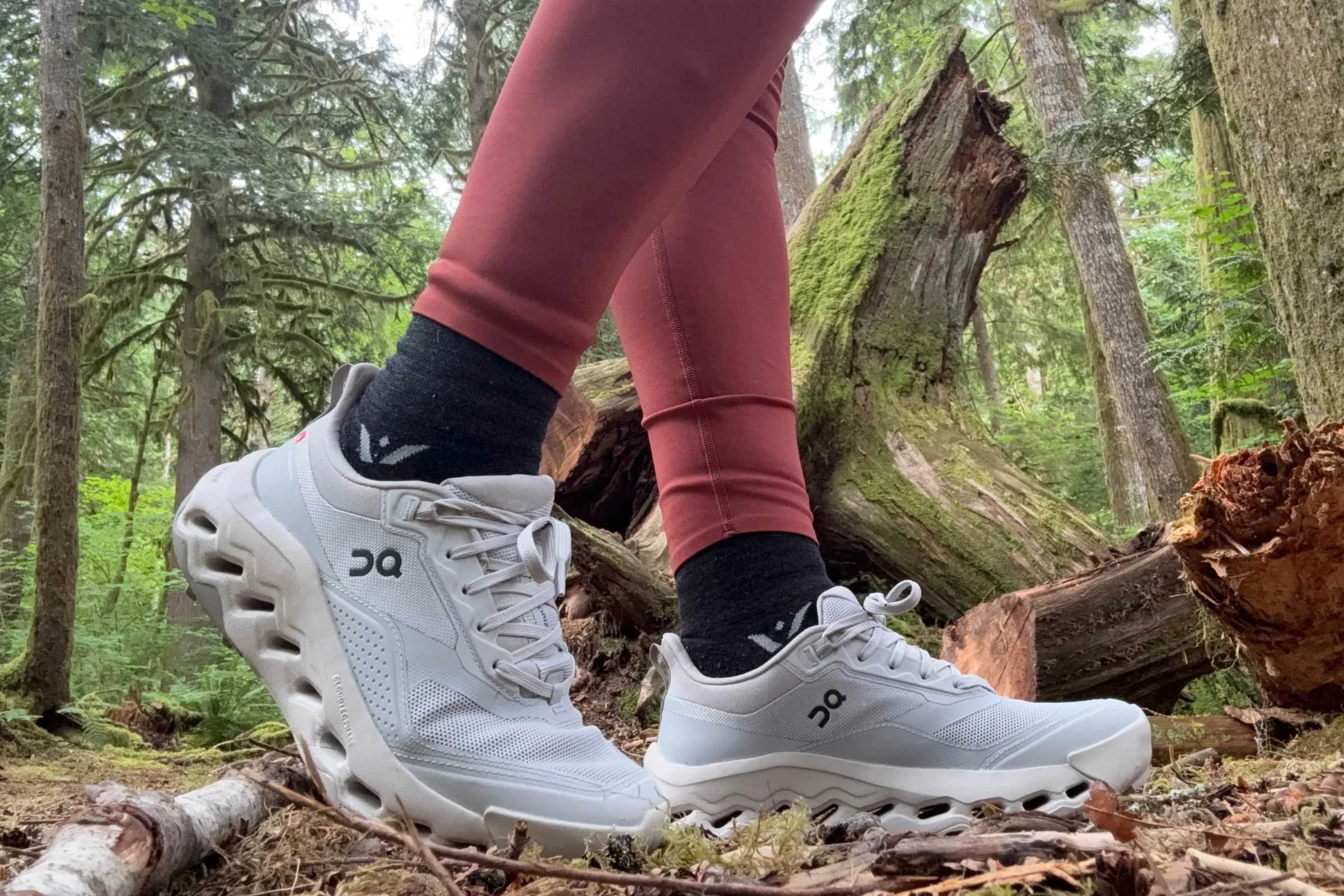   The Cloudhorizon 2 is a lightweight hiker built for moderate trail days.  