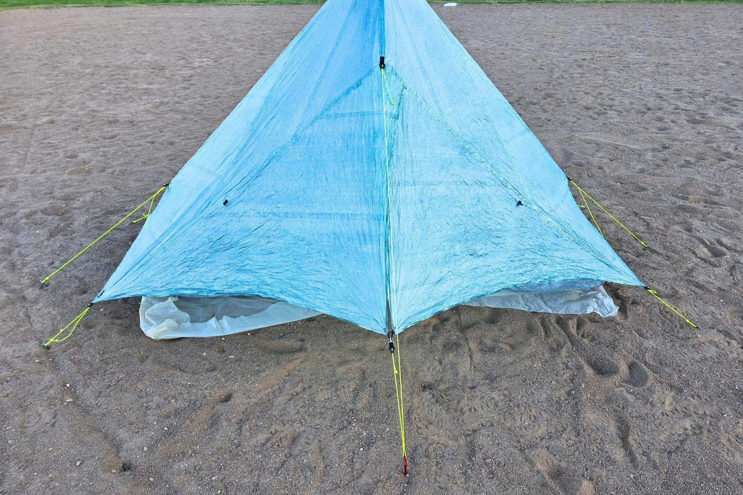 The Zpacks Plex Solo sets up with a single trekking pole, saving weight.