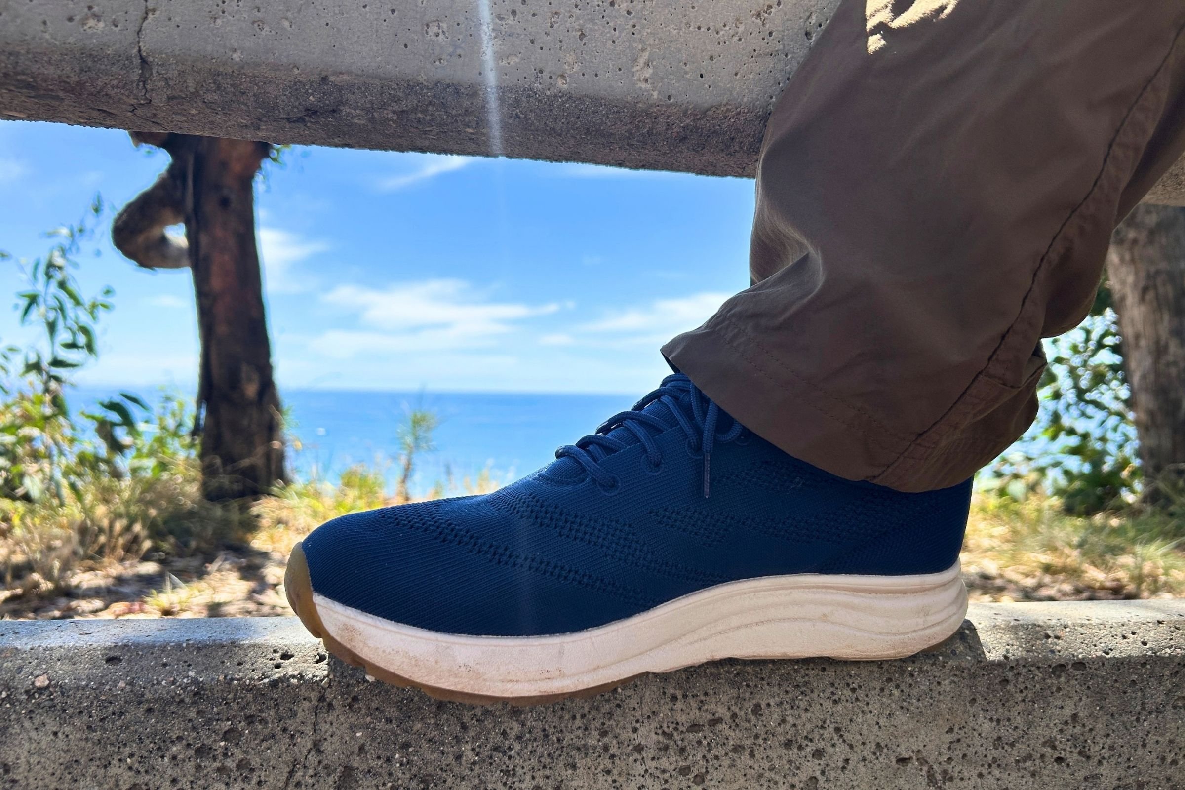 icebug-mosi-walking-shoe-ocean.jpg