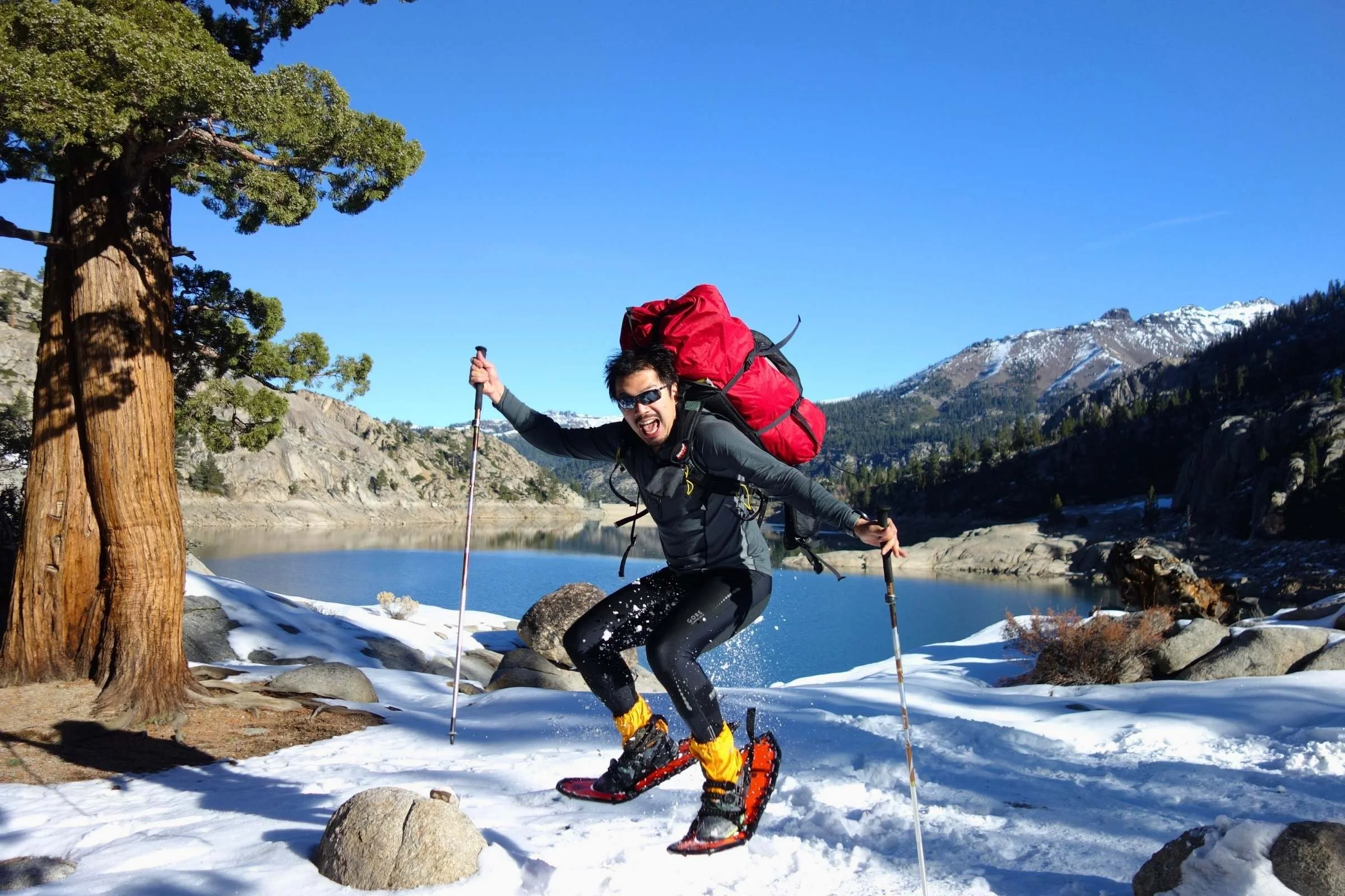 Man in Lightning Ascent snowshoes