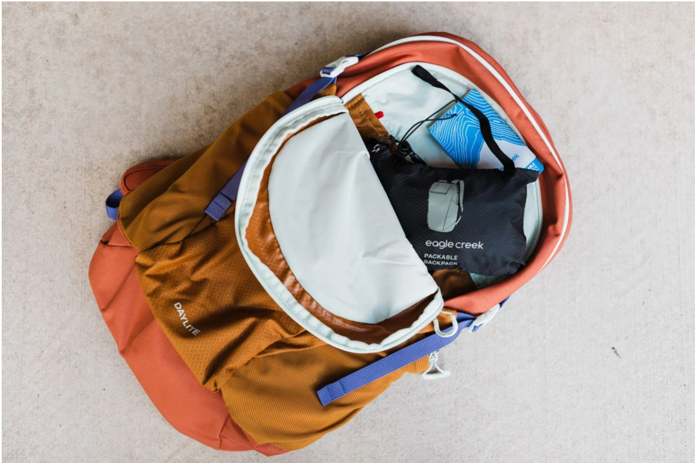 A closeup of the Osprey Daylite's interior pocket.