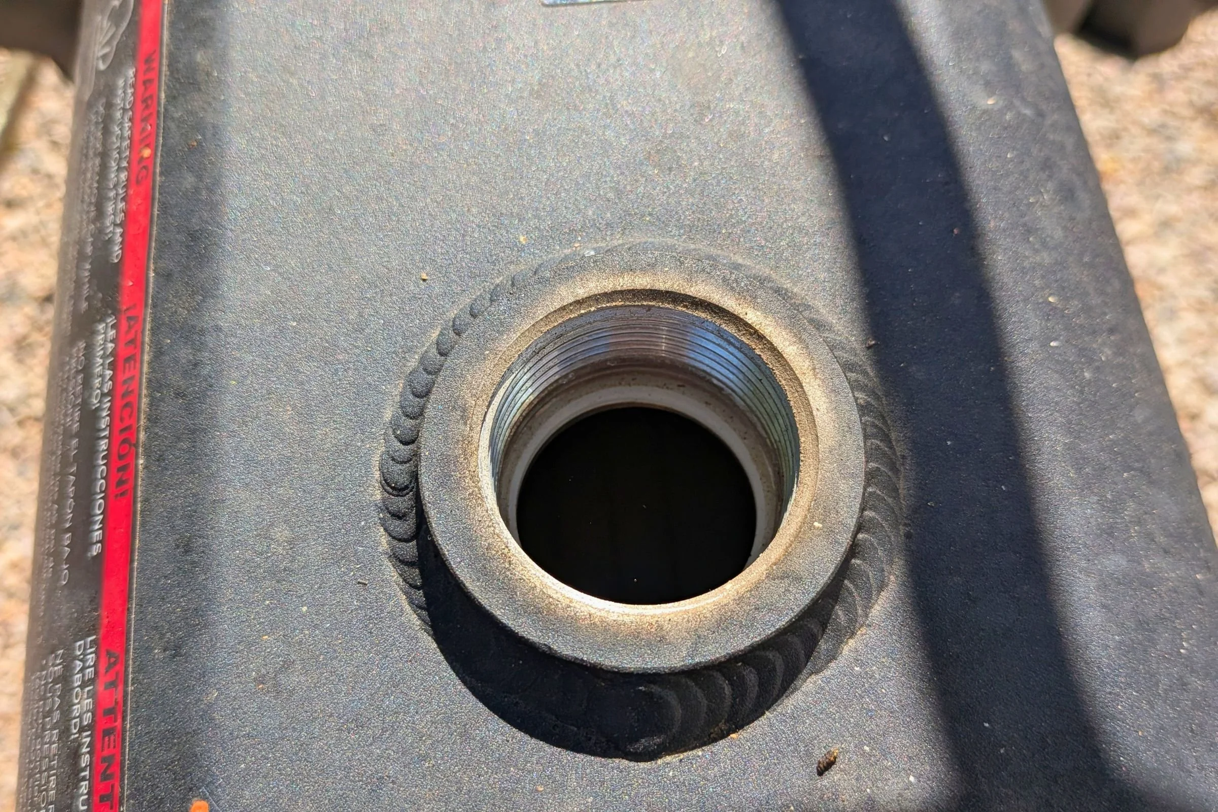 Yakima RoadShower tank