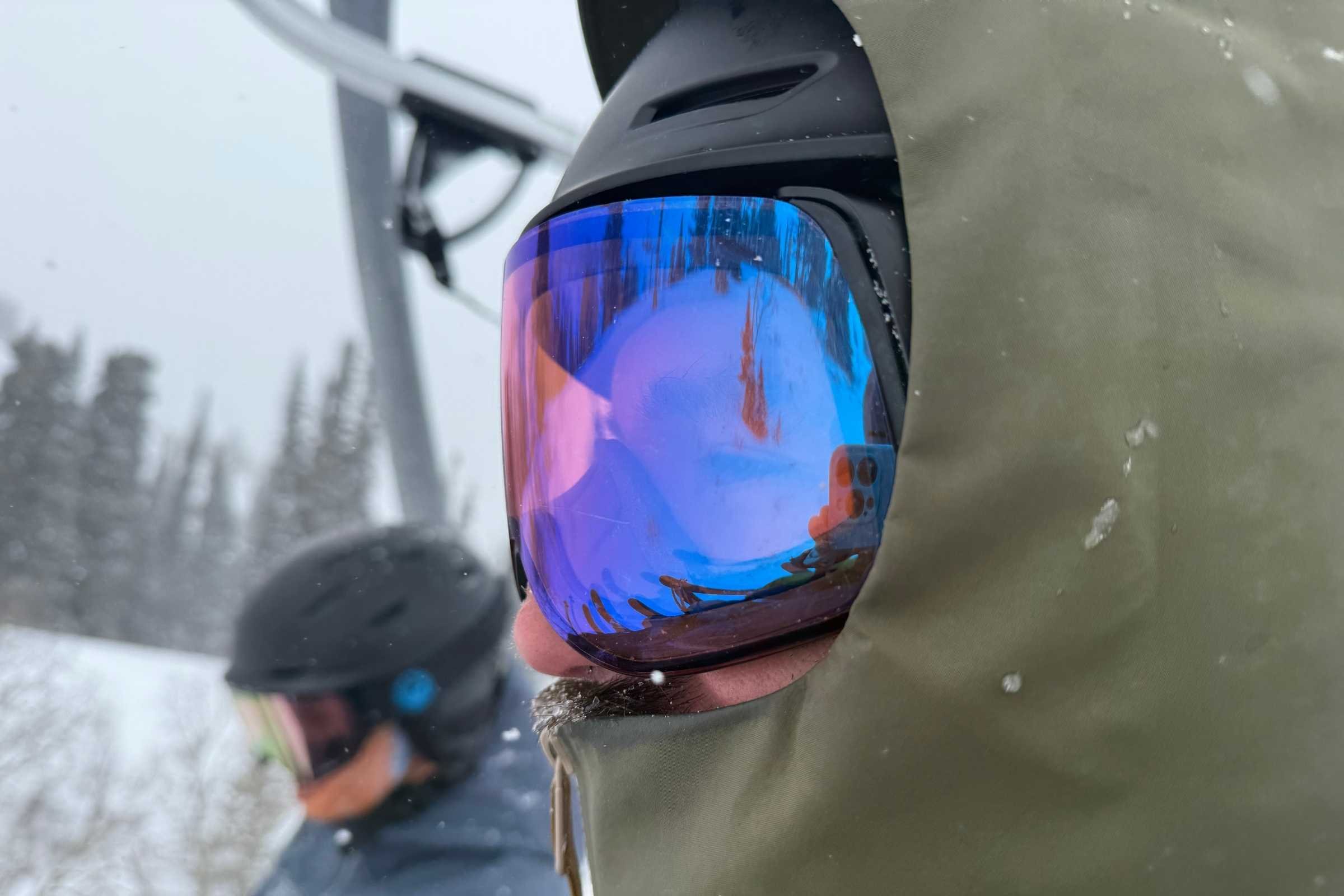 The 4D MAG goggles have extra curve in the lenses, seen here at the bottom of the goggles, which expands the field of view.