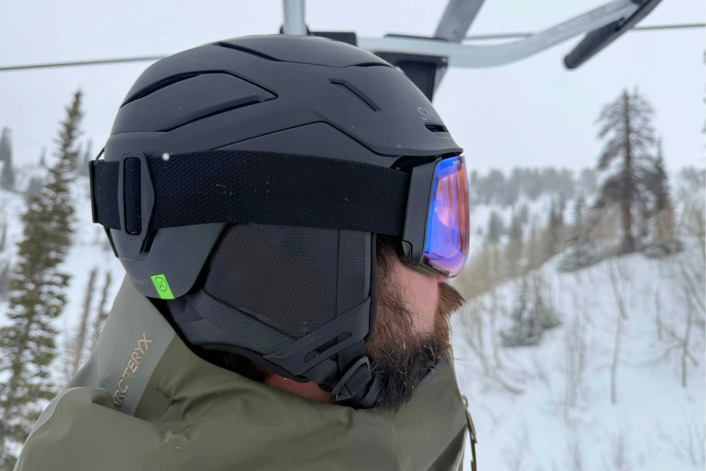 We like the low profile look and lighter design of the Vantage 2 compared to its predecessor, the original Vantage.