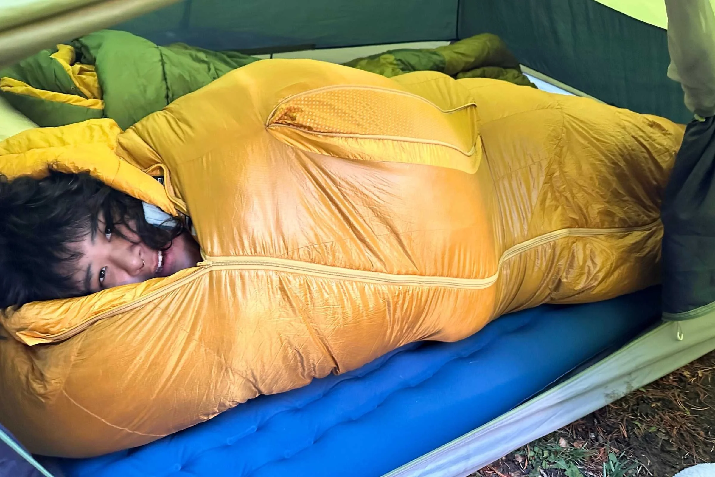 The author in the Nemo Disco sleeping bag.