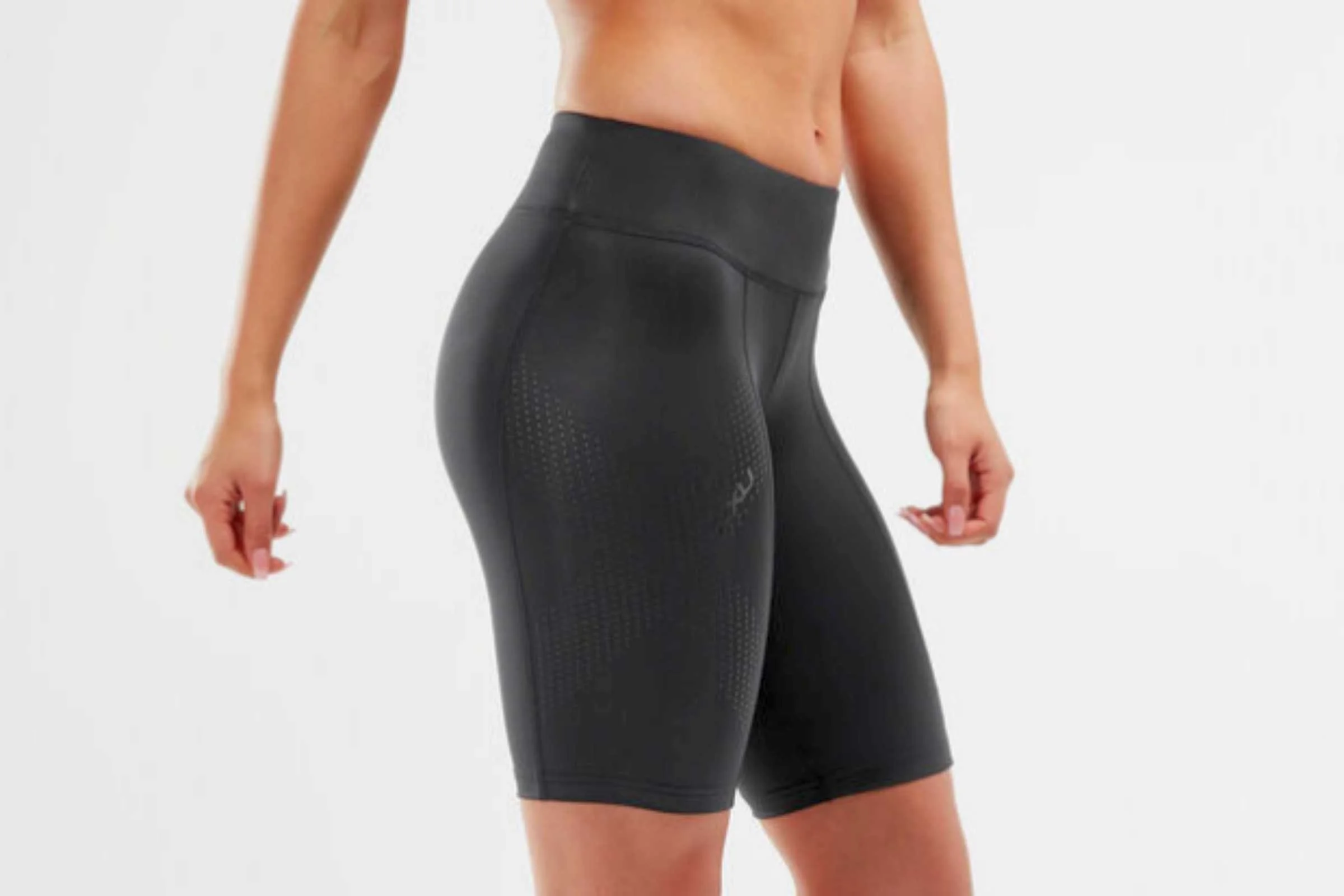 The 2XU mid-rise shorts have a snug fit and longer inseam