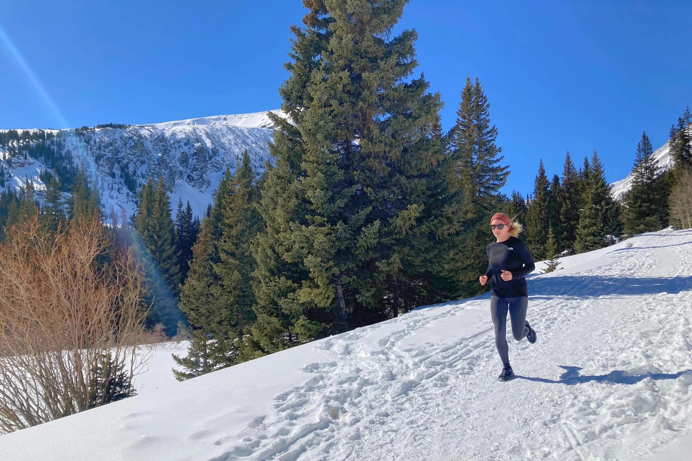 No other pair we tested kept our thighs as toasty even in single digit temperatures as the Athleta Altitude tights.