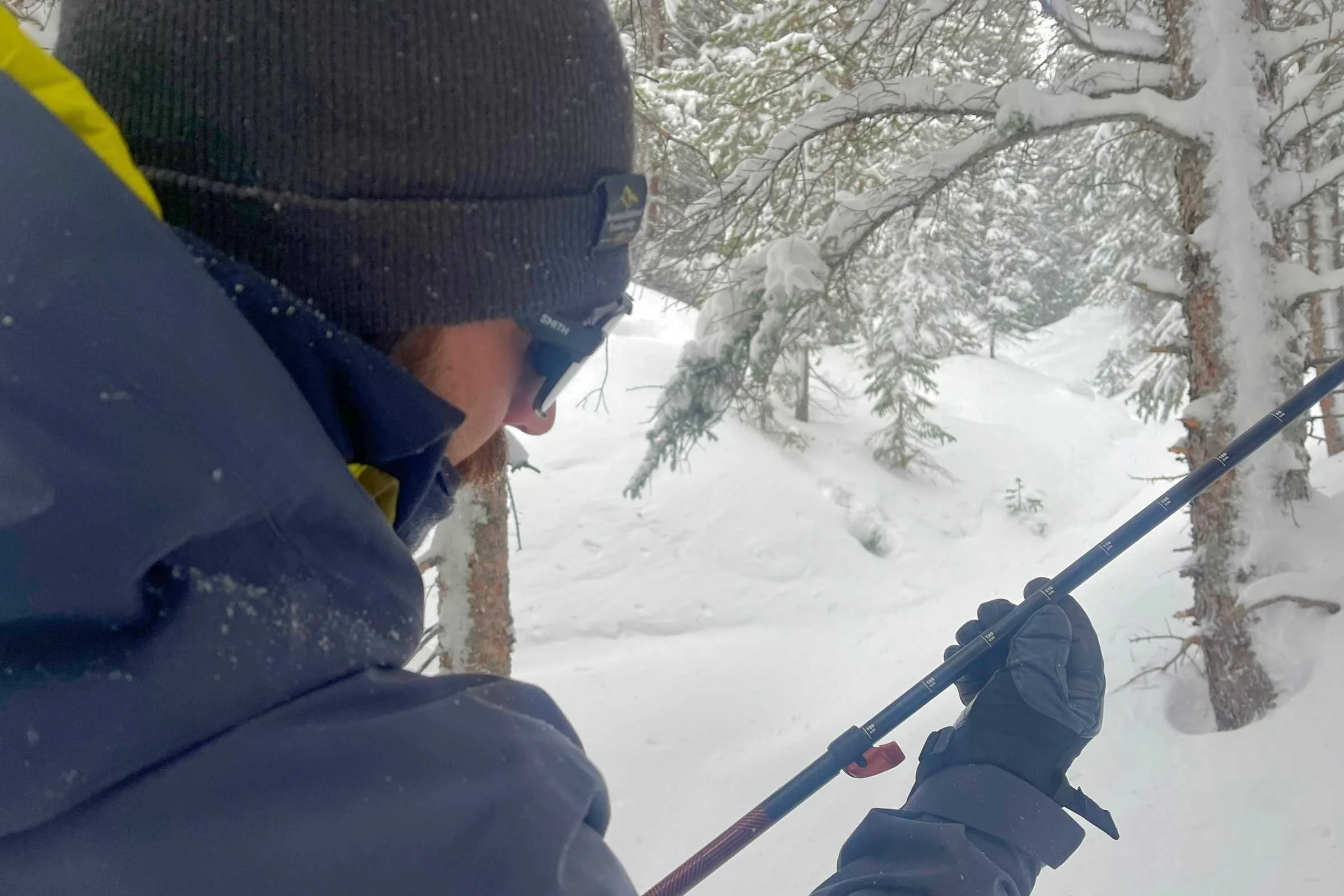 Adjusting the length on the Black Diamond Traverse poles. By Stasia Stockwell