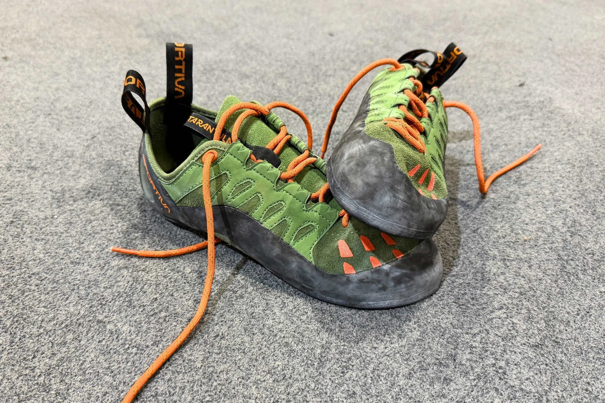 La Sportiva Tarantulace on gym floor