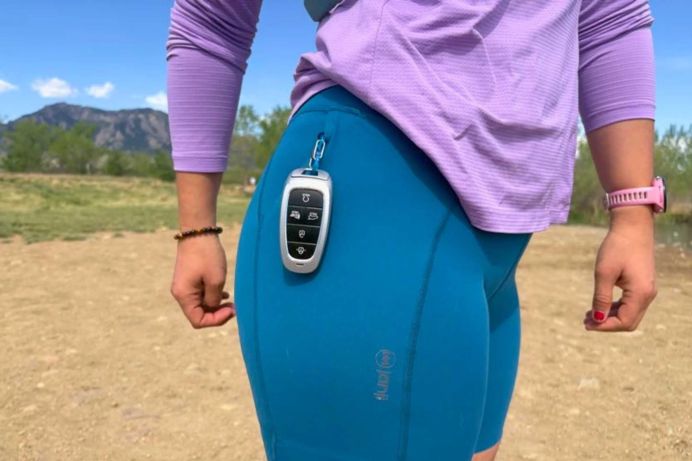 There isn’t a zipper pocket on these shorts, but the key loop is secure and the drop-in pockets are tight so nothing can tumble out.