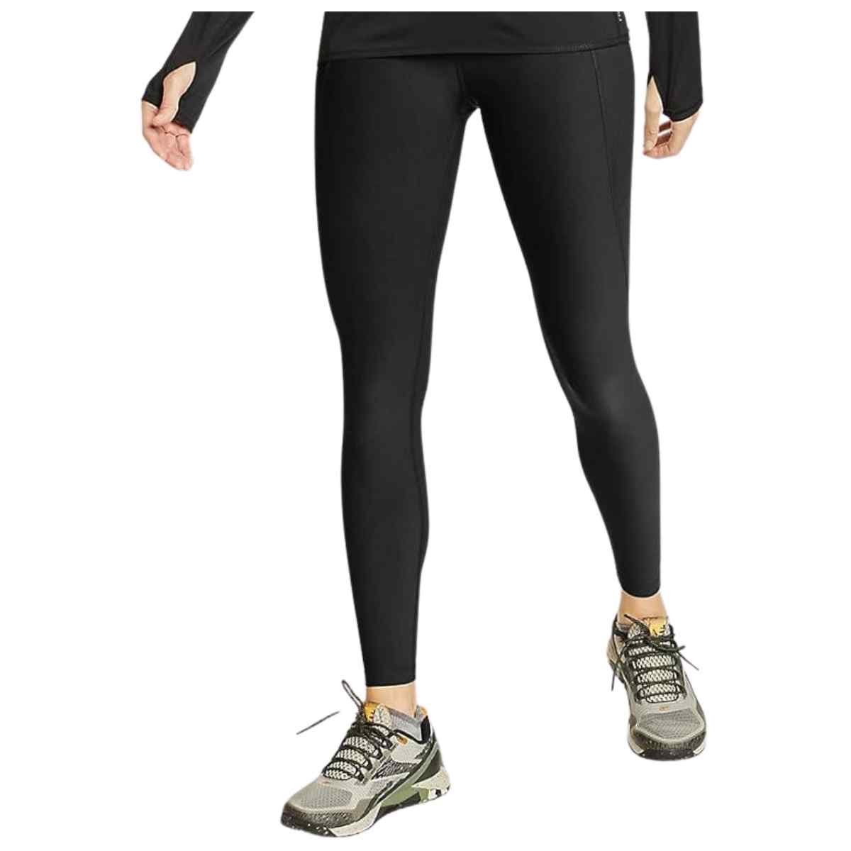  Eddie Bauer Women's Trail Tight Knee Shorts, Black, X