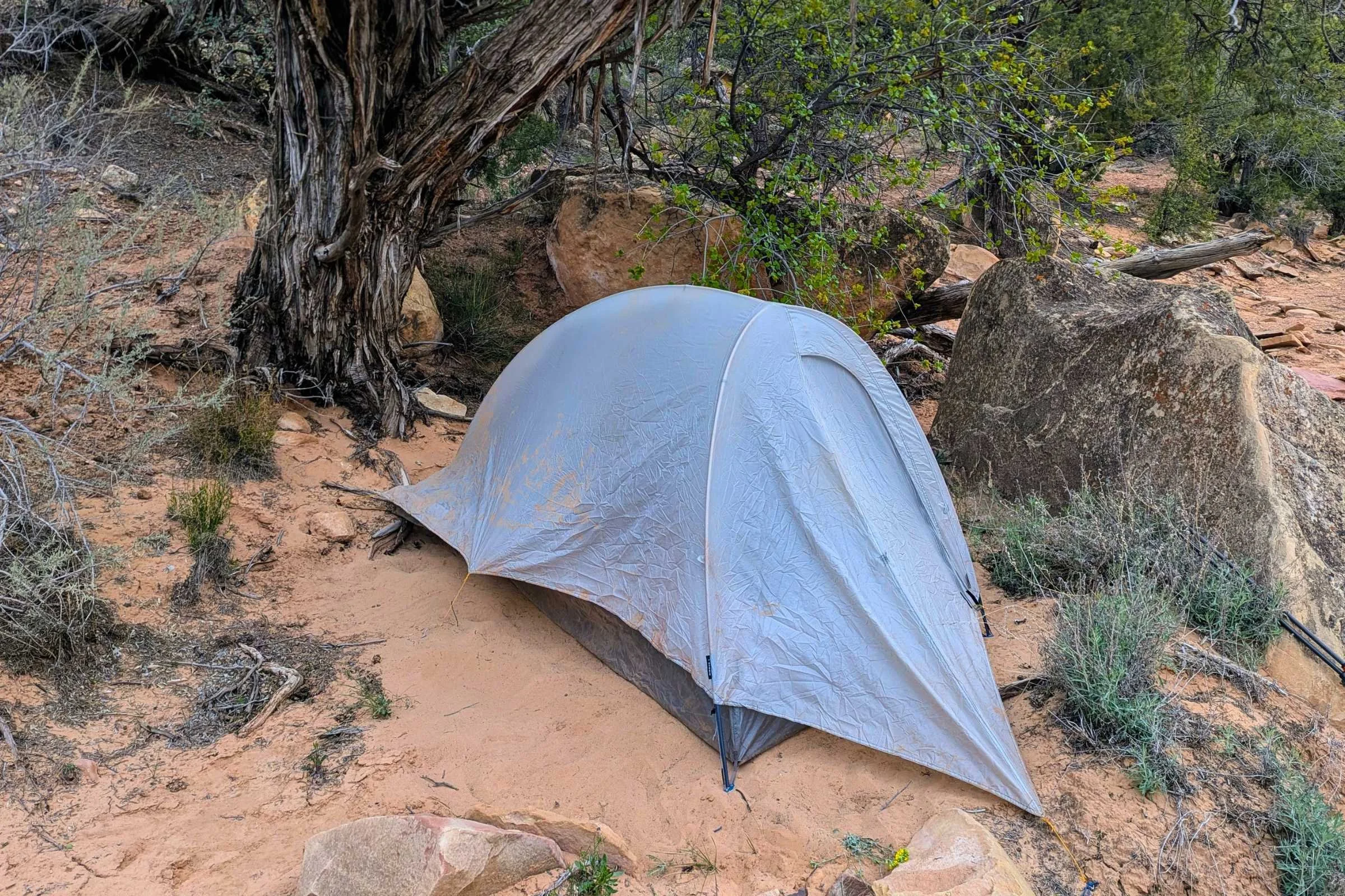 Mountain Hardwear Nimbus UL tent with rainfly on it in the desert