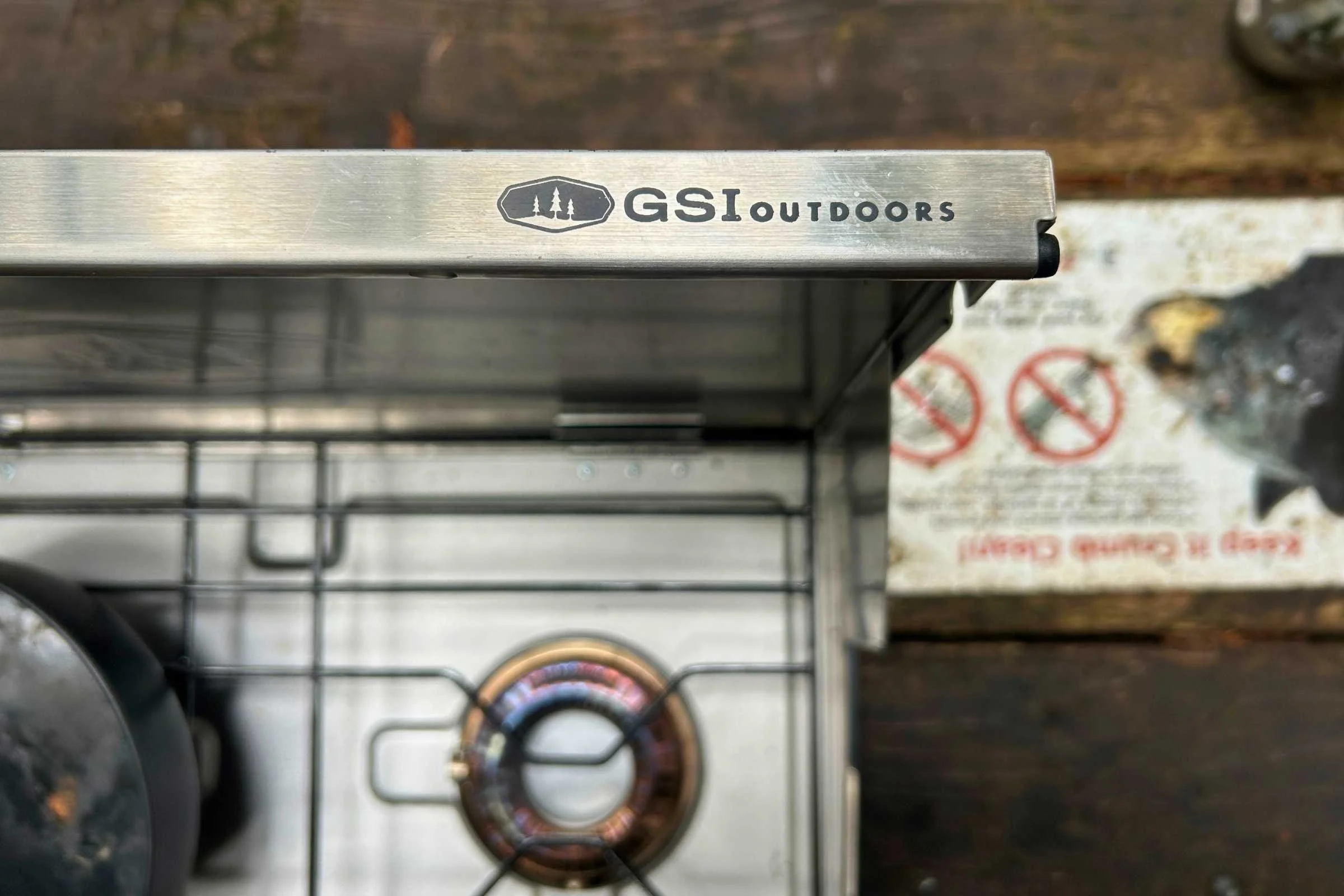 Grate on the GSI Pinnacle Pro 2 burner stove