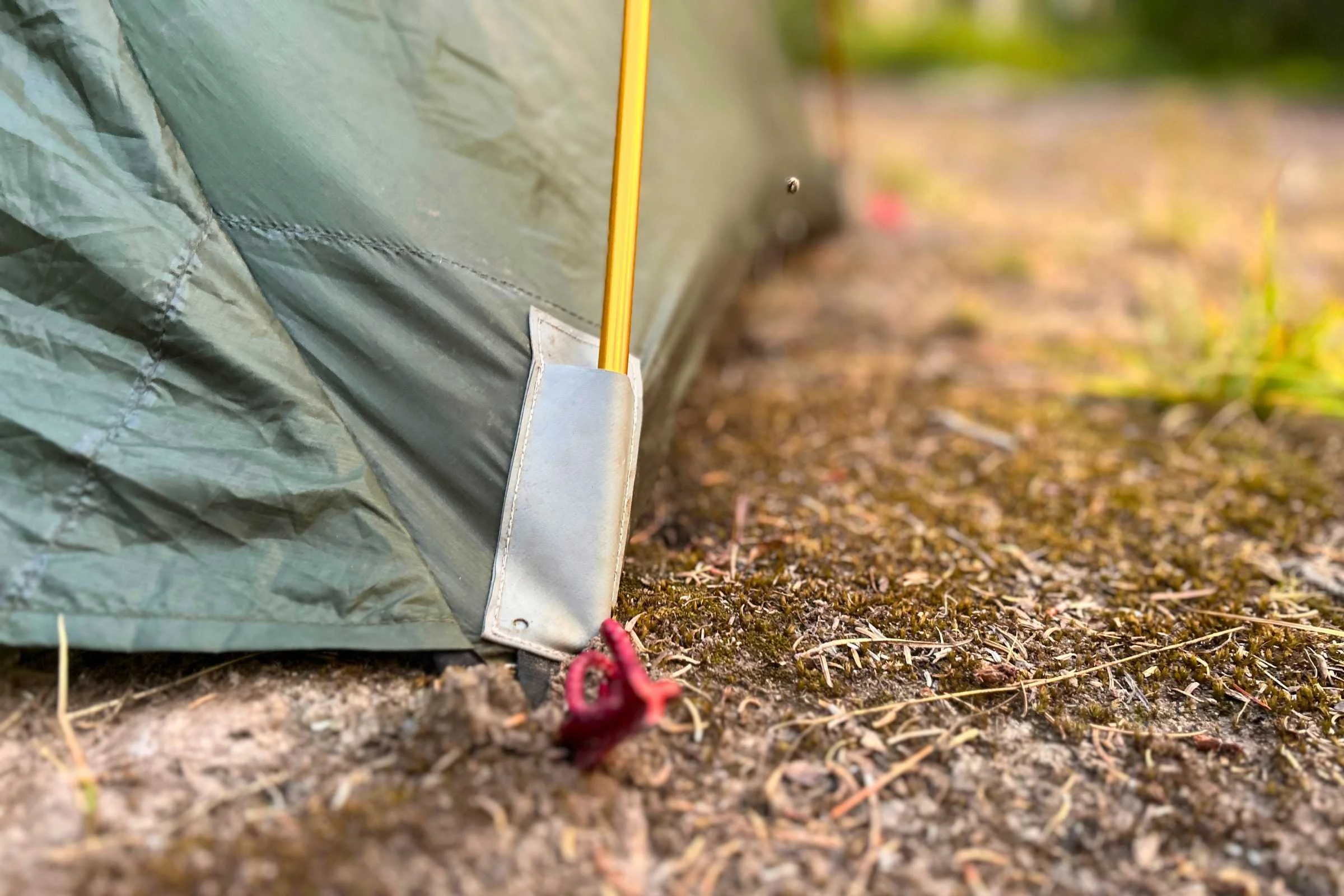 We loved the reinforced pockets that hold the tent poles in place on the SMD Orbiter.