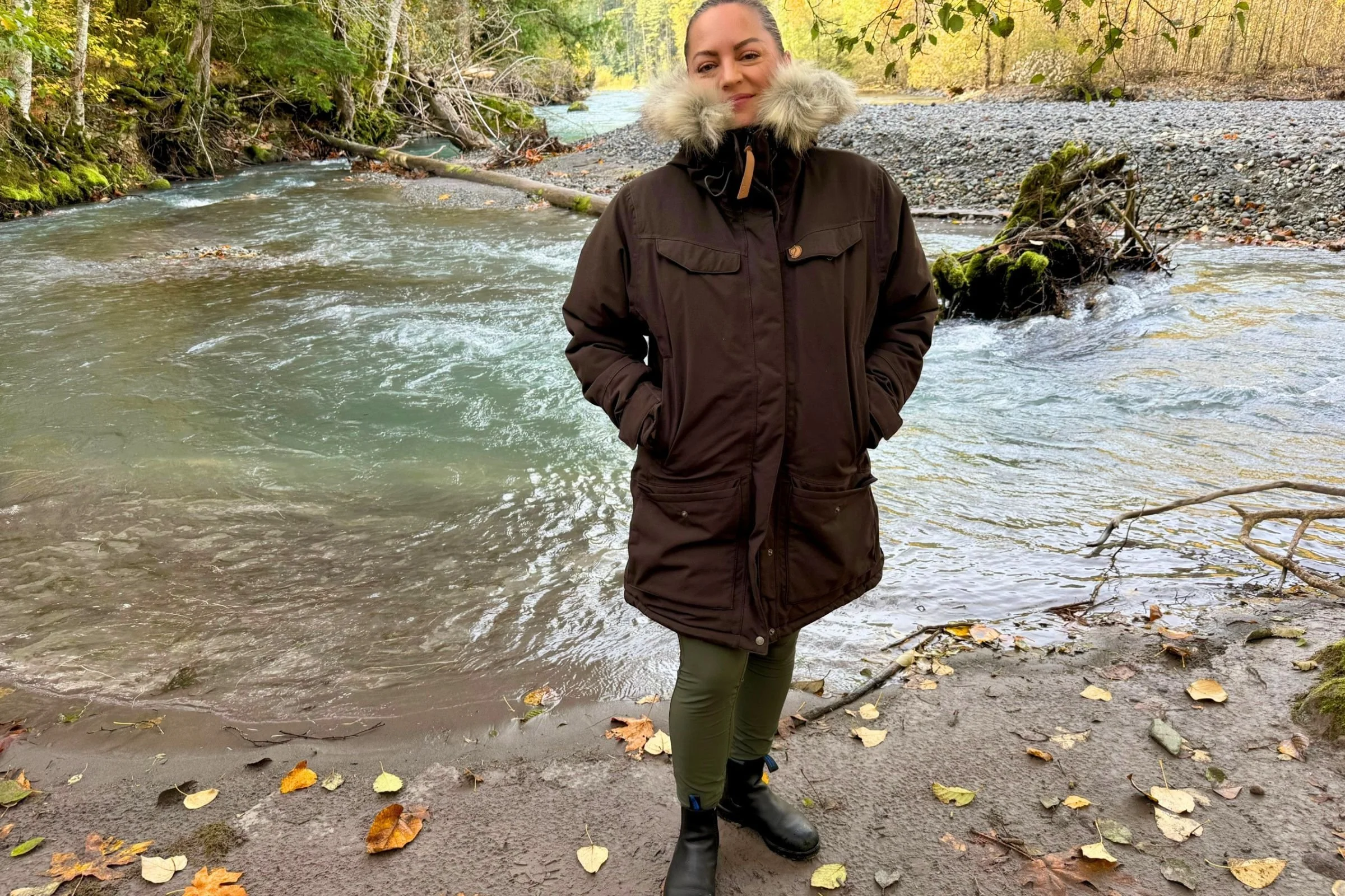 The parka’s longer cut extends coverage below the hips.