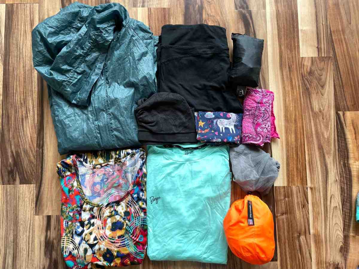 Summer Hiking Outfits: Expert Tips To Stay Cool (+ Mistakes to Avoid) —  Glacier Tek