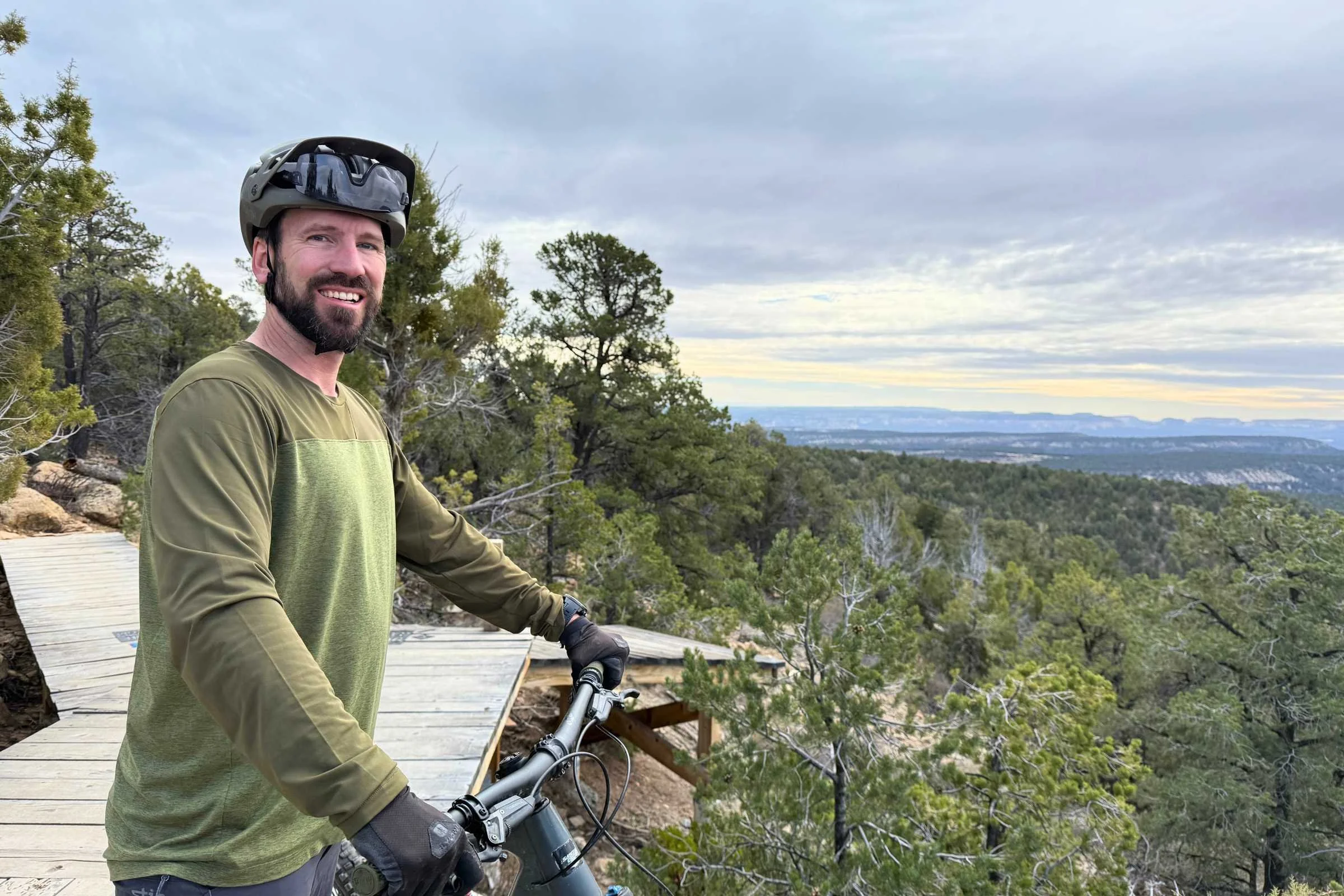 Testing the Forefront 3 on flowy trails around the East Zion area in Southern Utah. Photo by Stasia Stockwell.