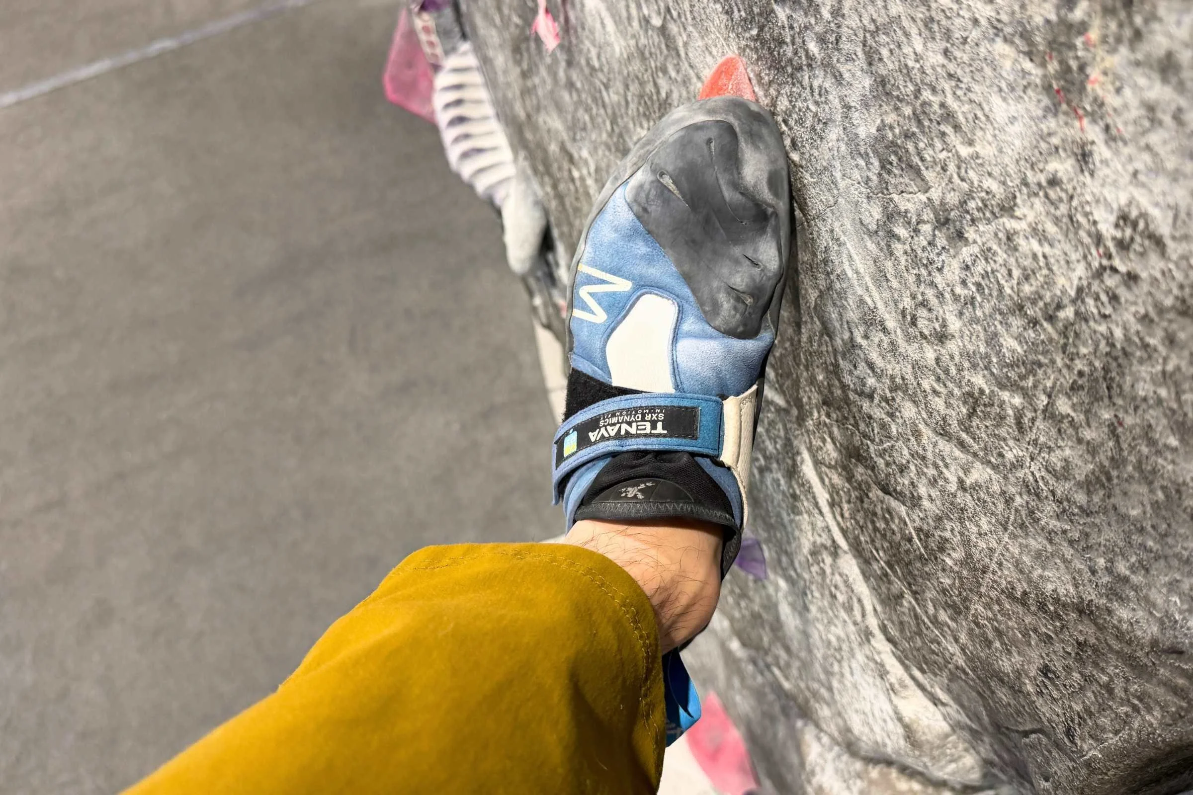 Climber wearing Tenaya Mastia