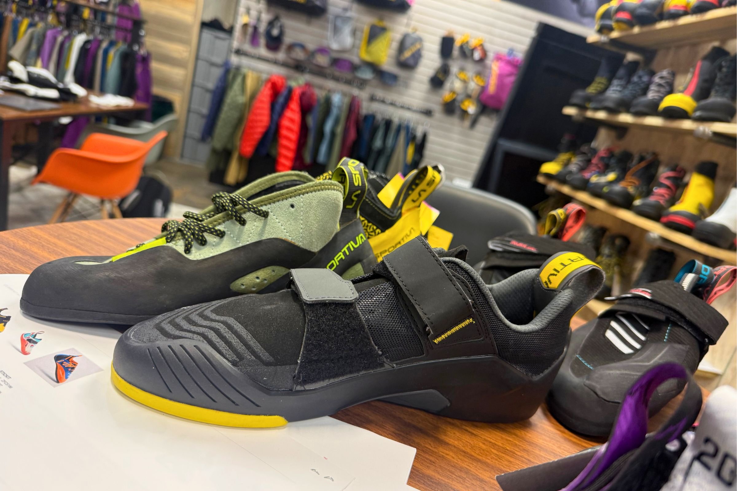 La Sportiva’s most interesting new shoe is the HyperEZ, a shoe intended for beginning climbers and gym climbers