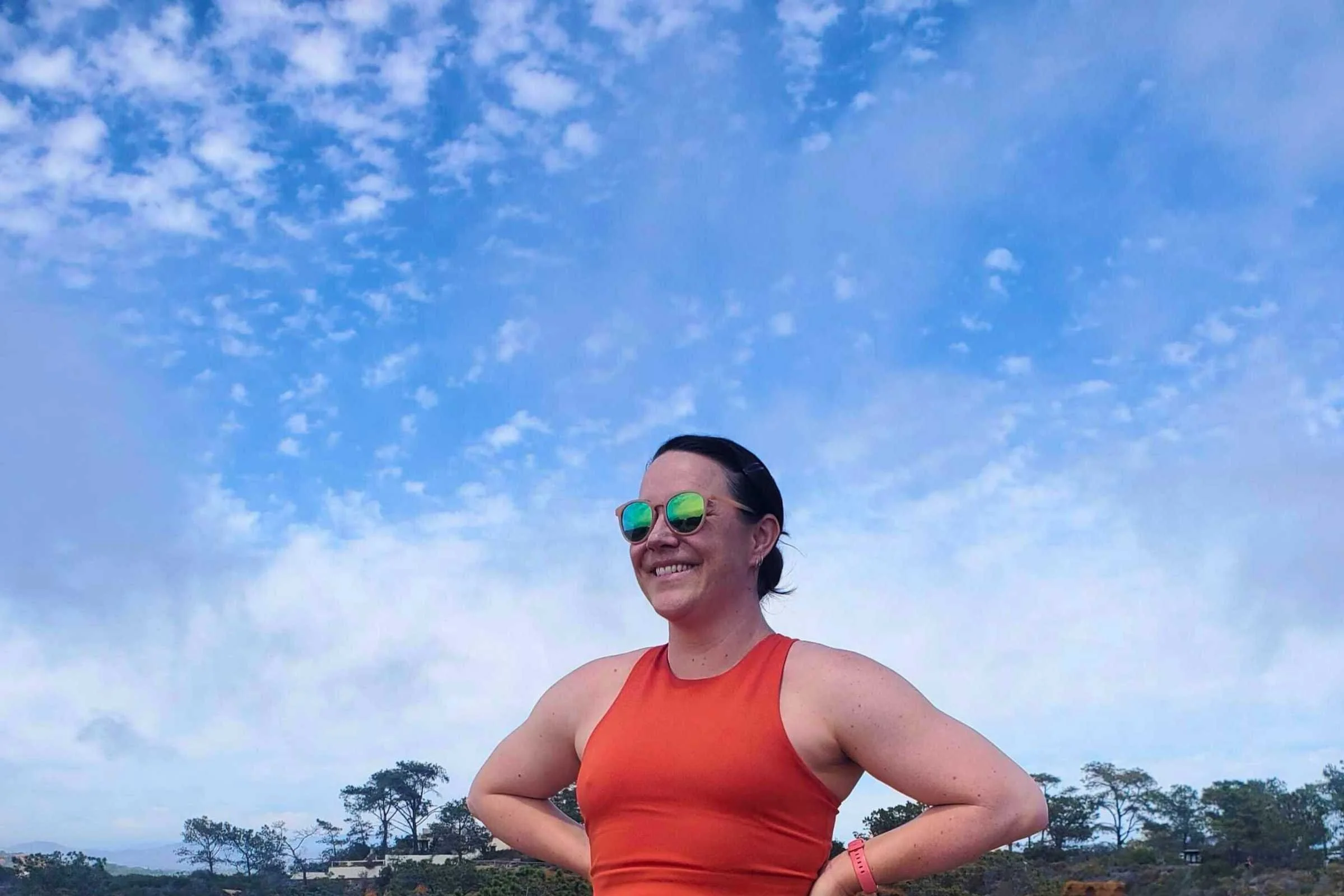 Katie Hawkes testing sunscreen at. thebeach